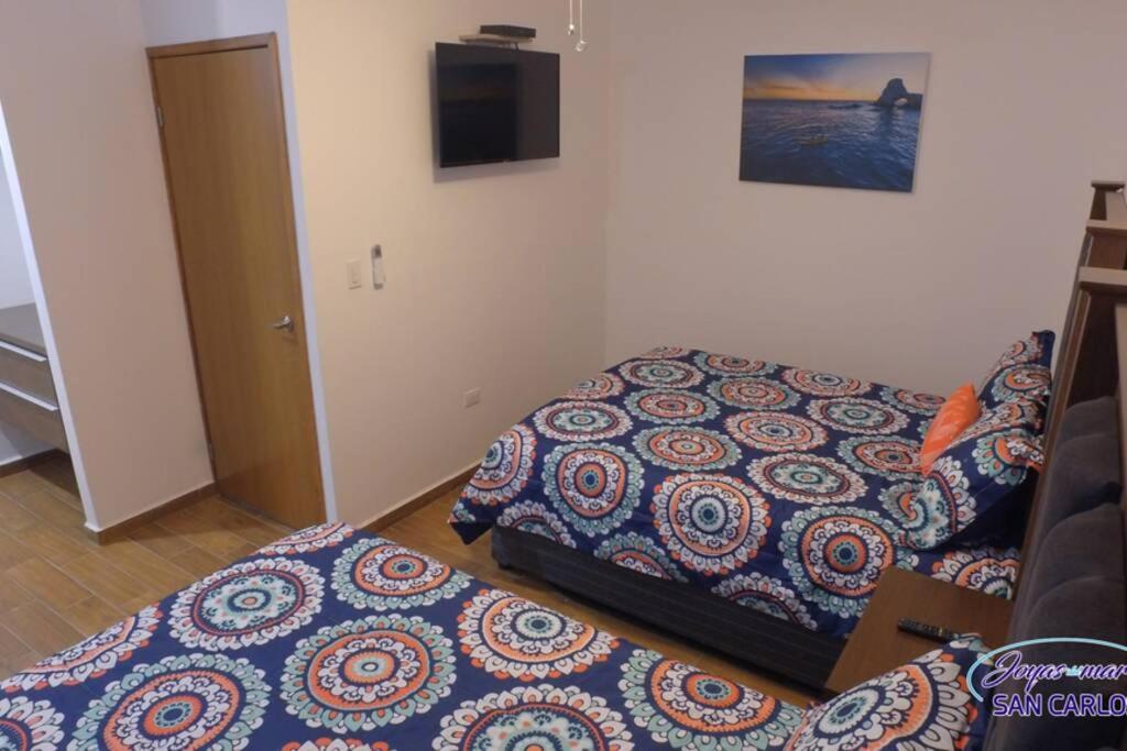 Two-Bedroom Apartment - Photo 18