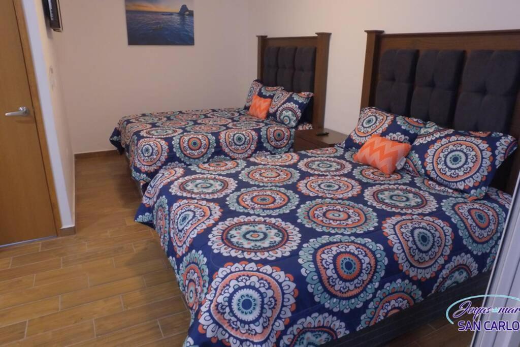 Two-Bedroom Apartment - Photo 17
