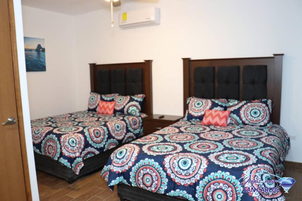 Two-Bedroom Apartment - Photo 12
