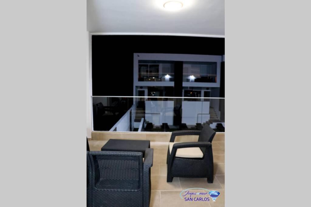Two-Bedroom Apartment - Photo 9