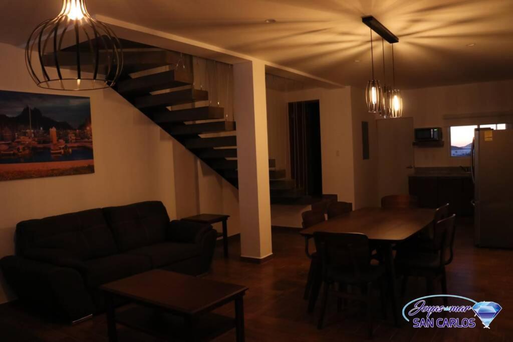Two-Bedroom Apartment - Photo 3