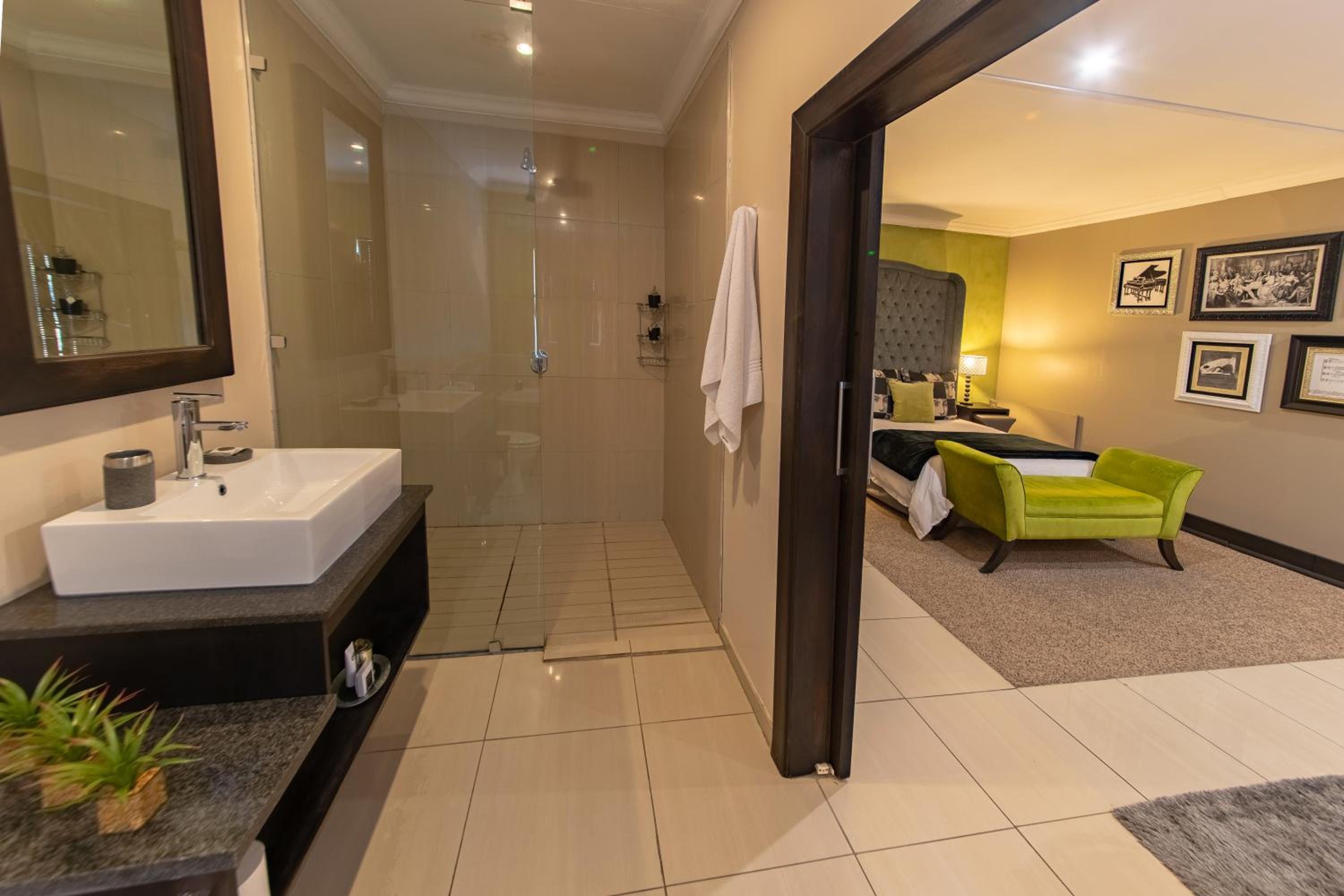 Luxury Double Room photo 3
