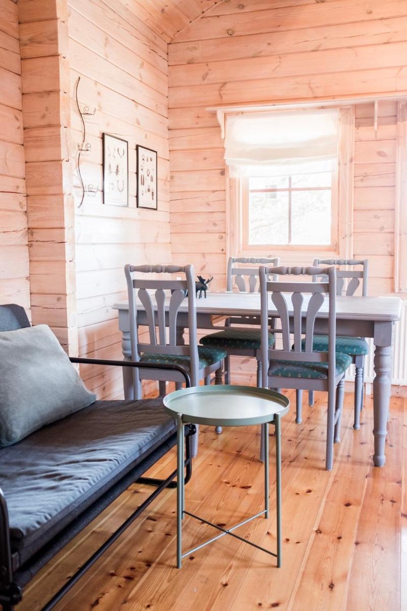 One-Bedroom Cottage - Photo 2