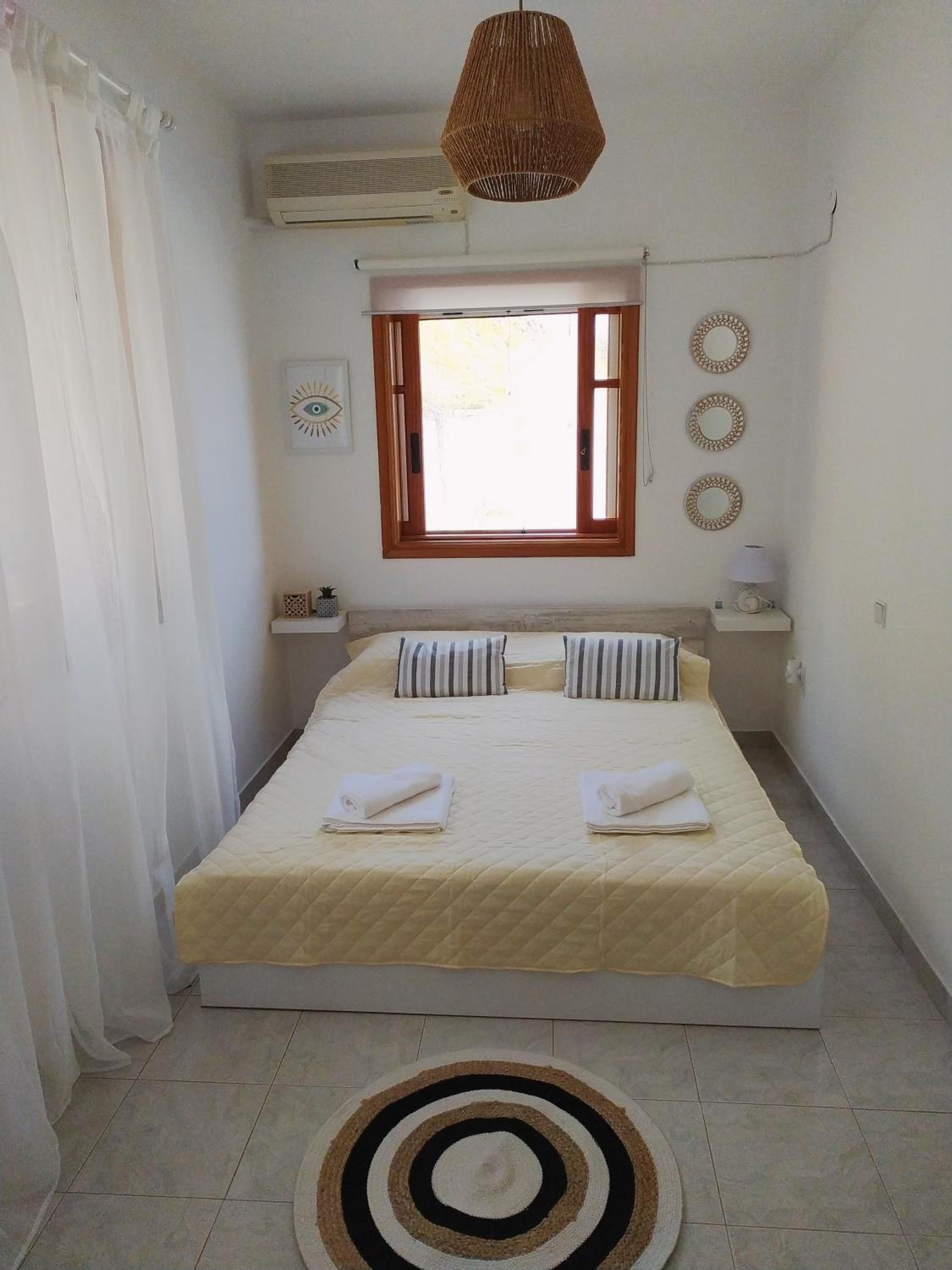 Two-Bedroom House photo 3