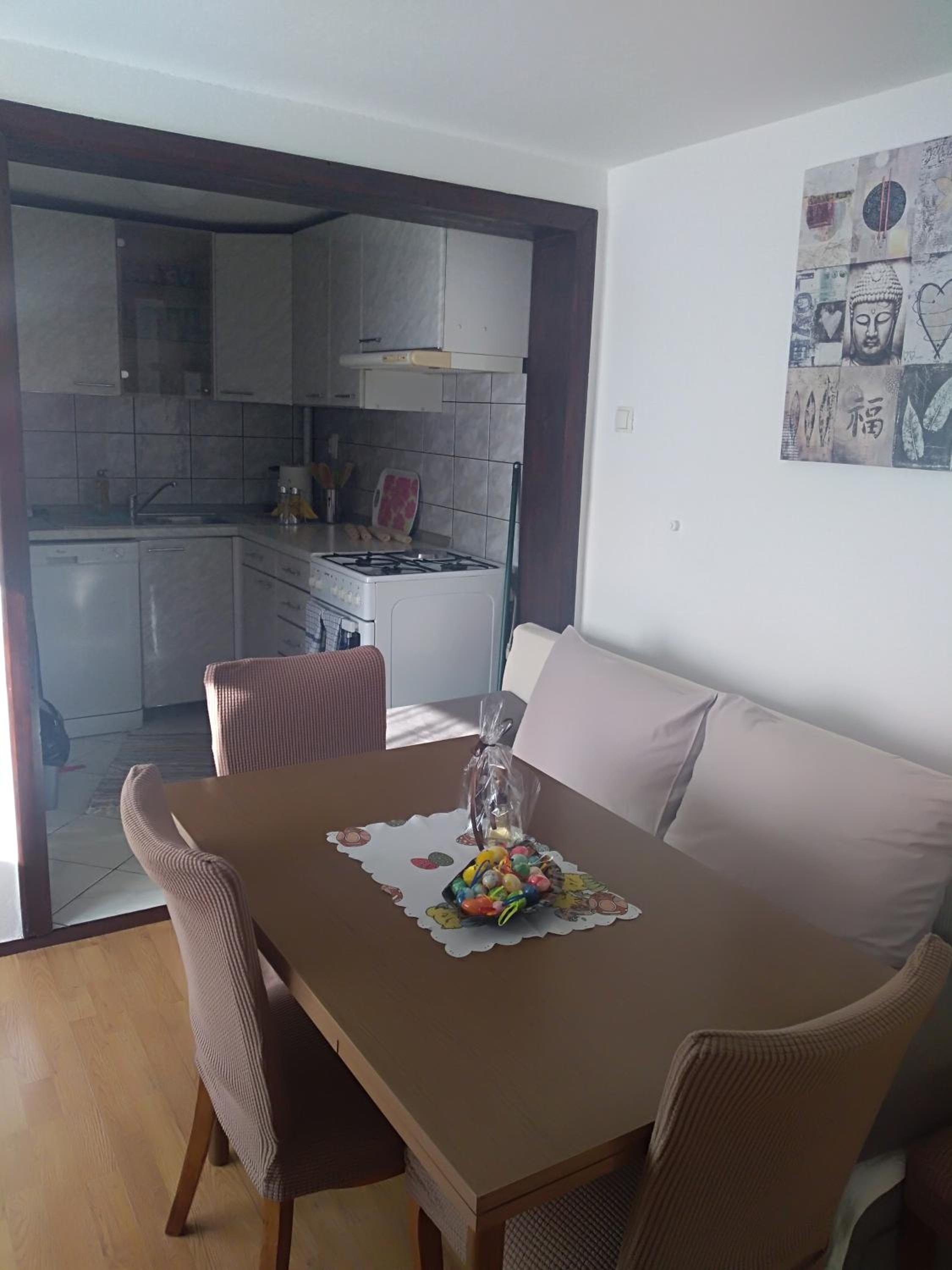 One-Bedroom Apartment - Photo 53