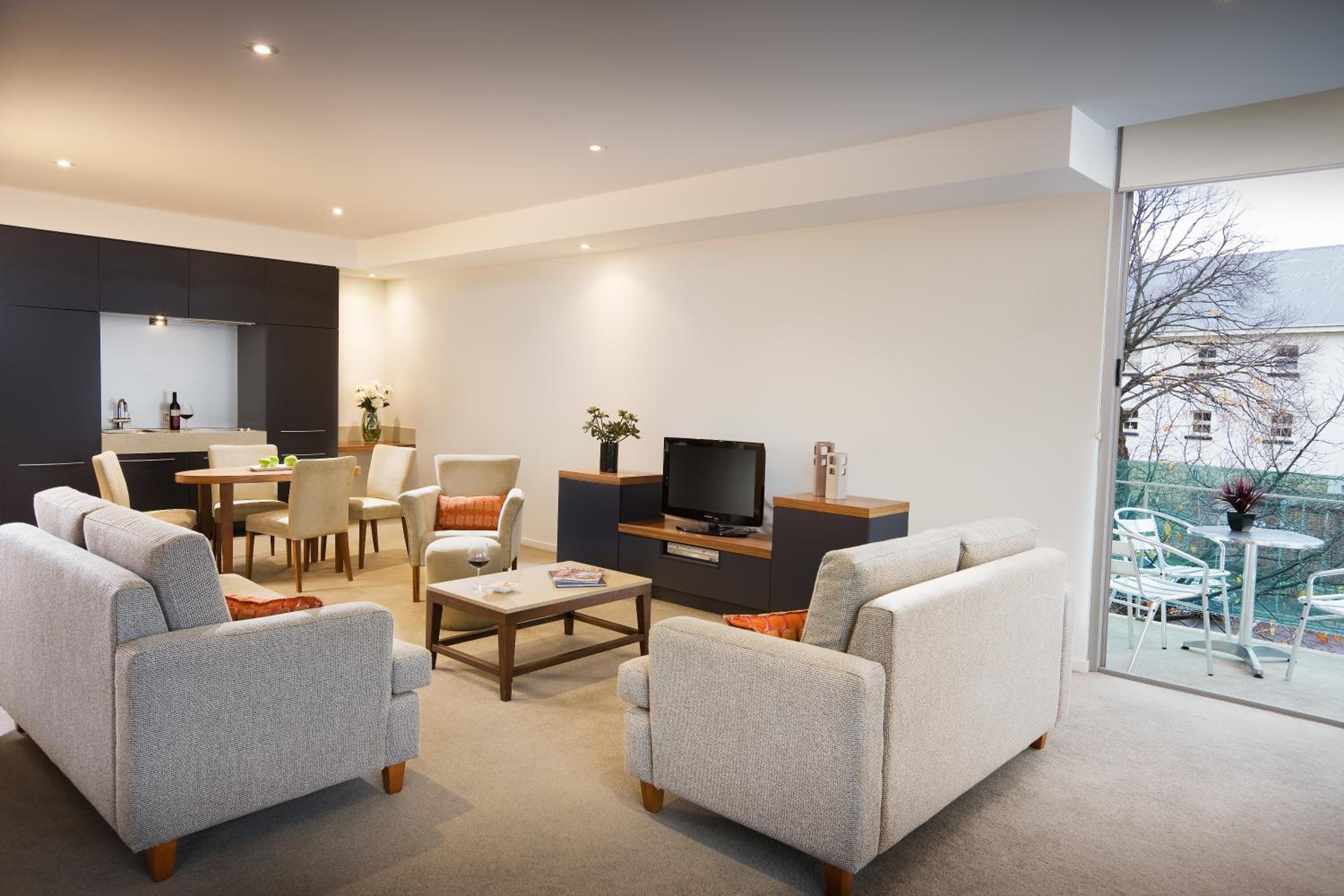 Two-Bedroom Executive Suite - Photo 7