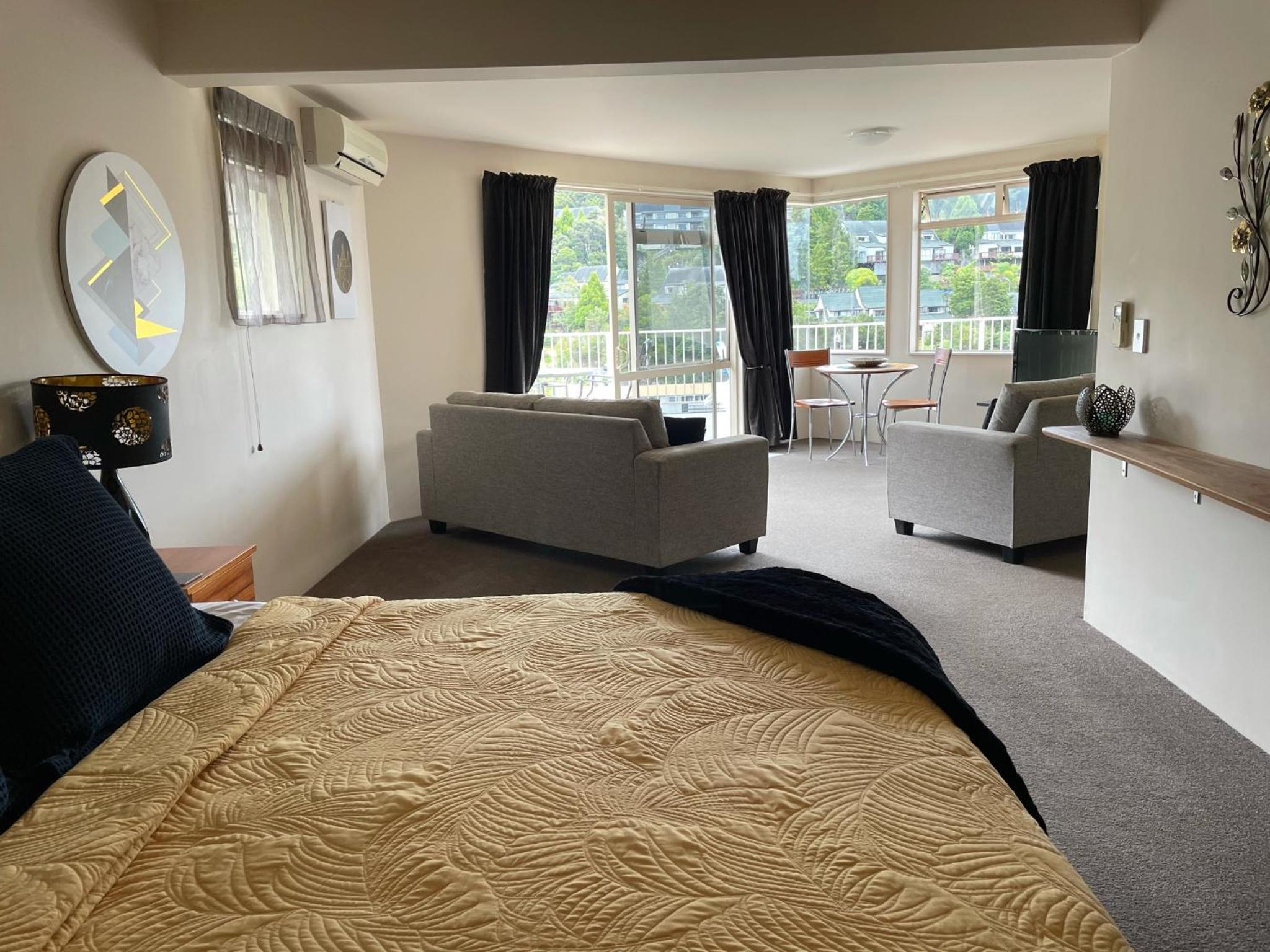 Gold Suite photo 1
