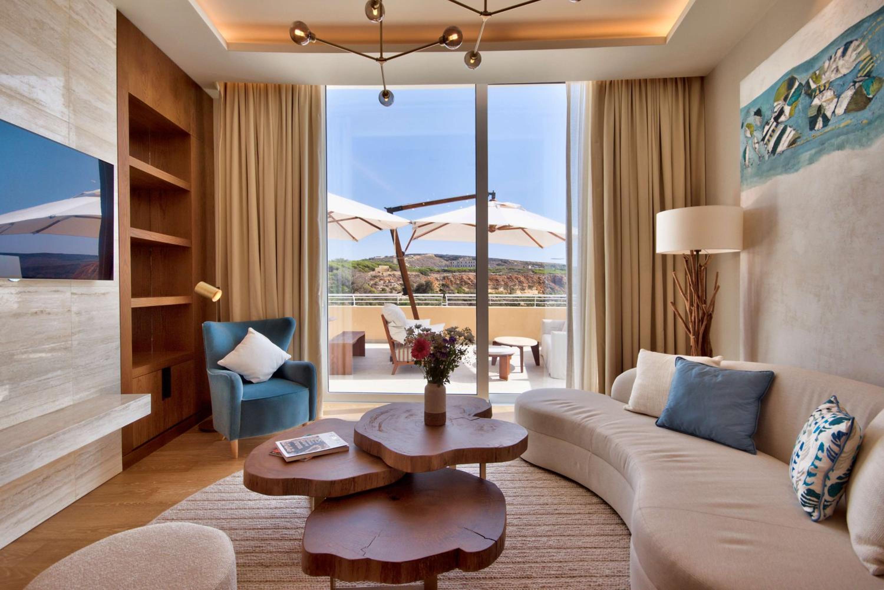 Sands Tower - One-Bedroom Suite with Sea View - Photo 8