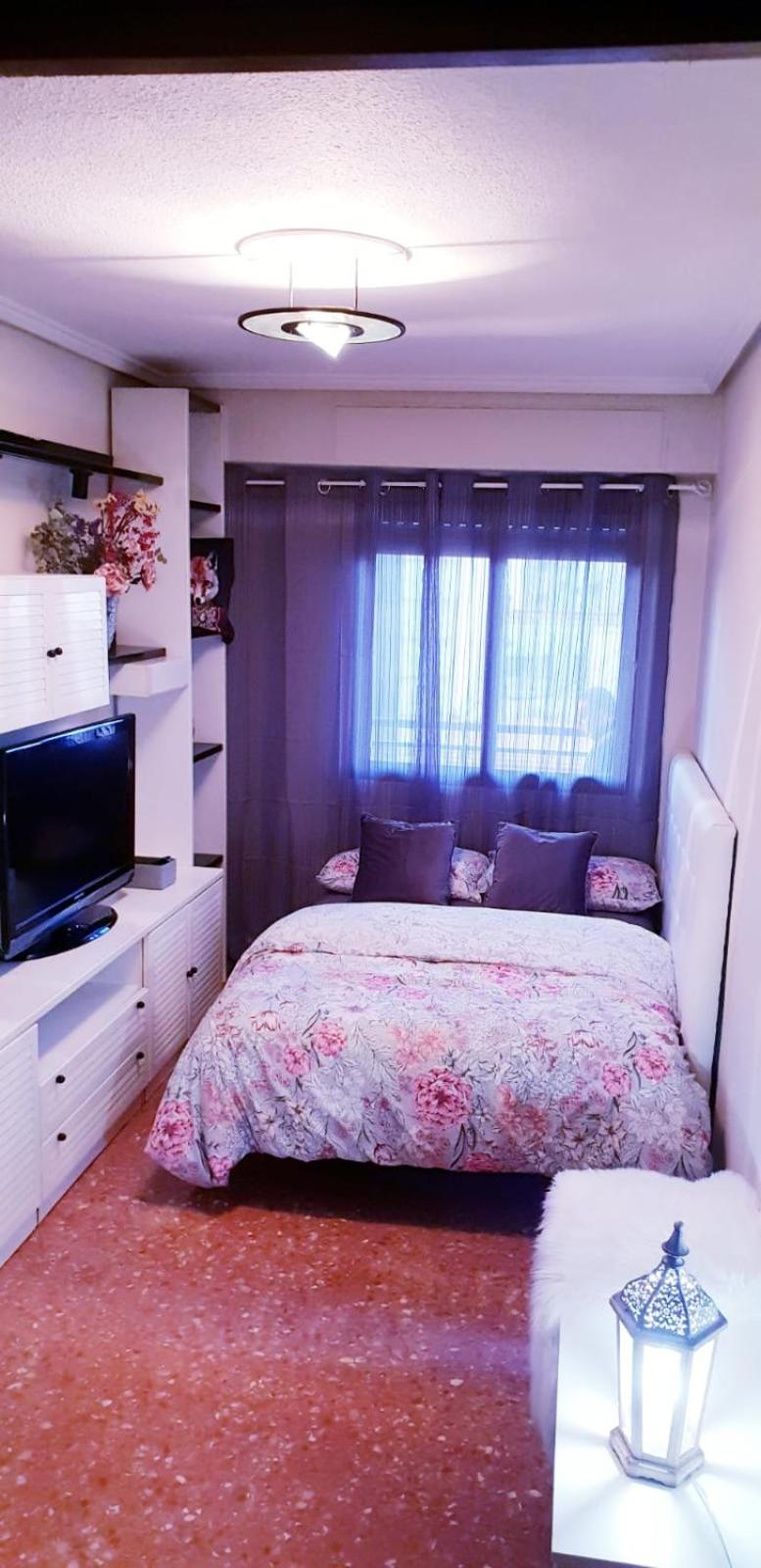 Habitación doble con baño compartido