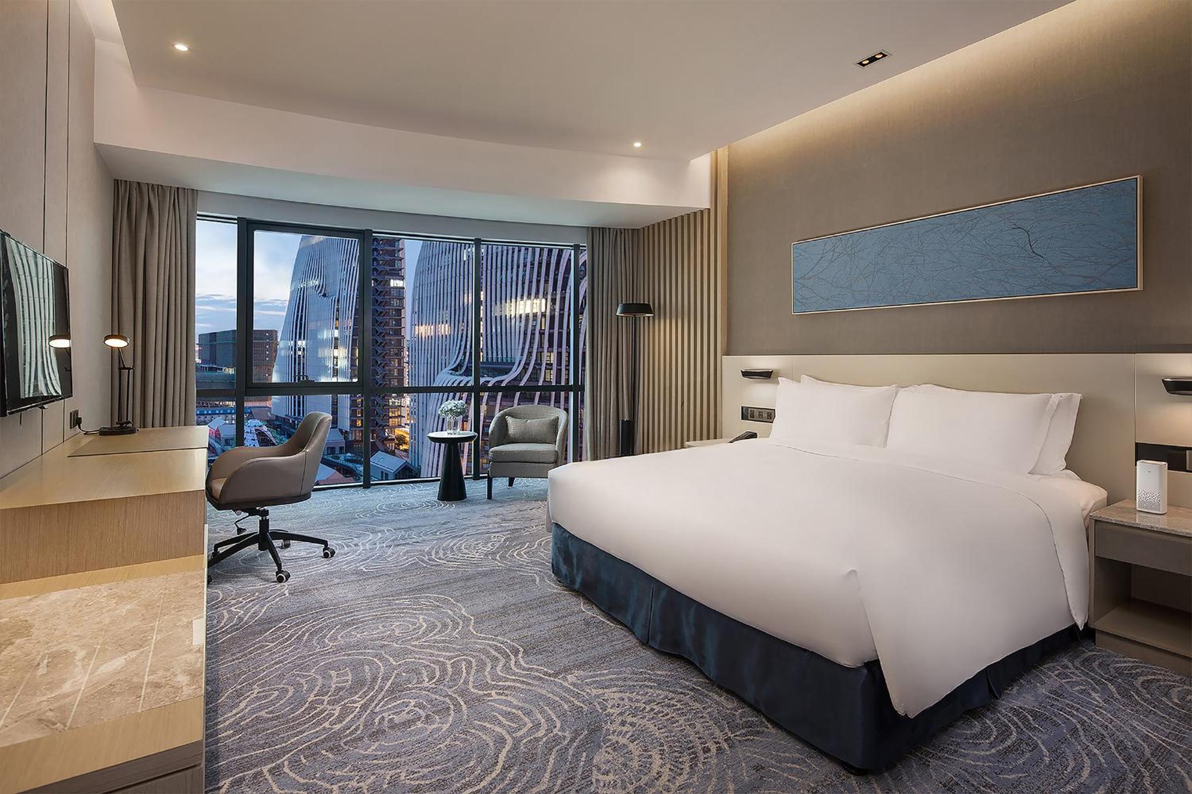 Premium King Room