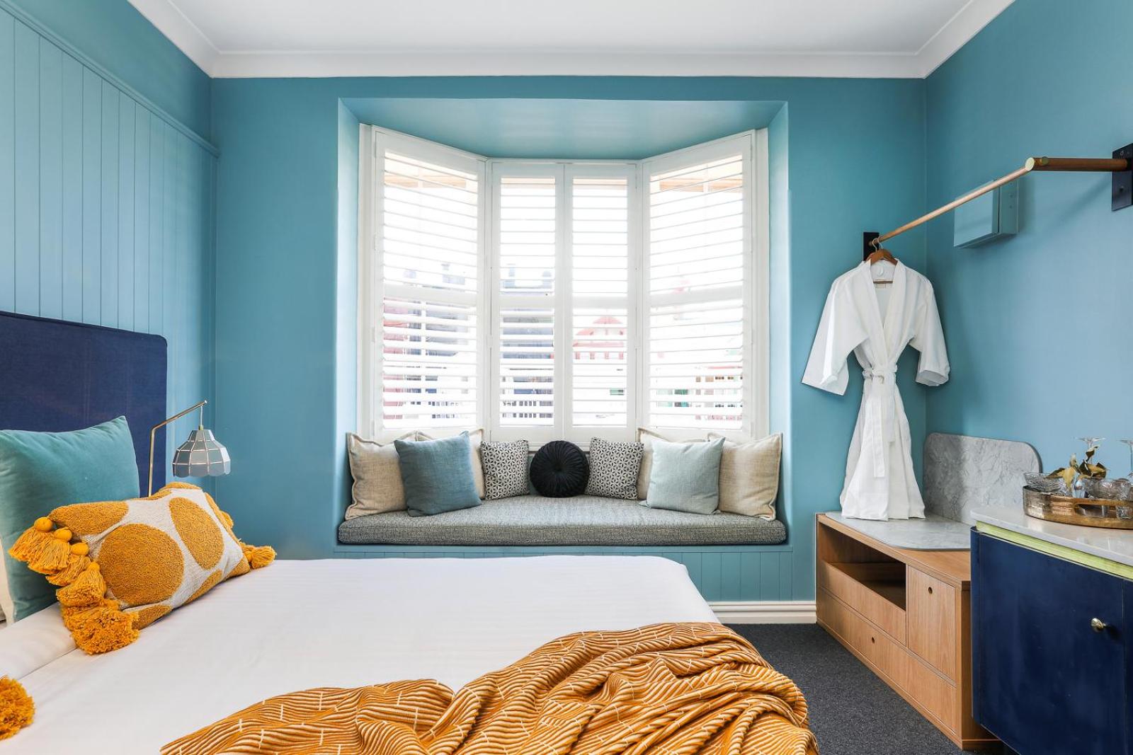 King Room thumbnail 5