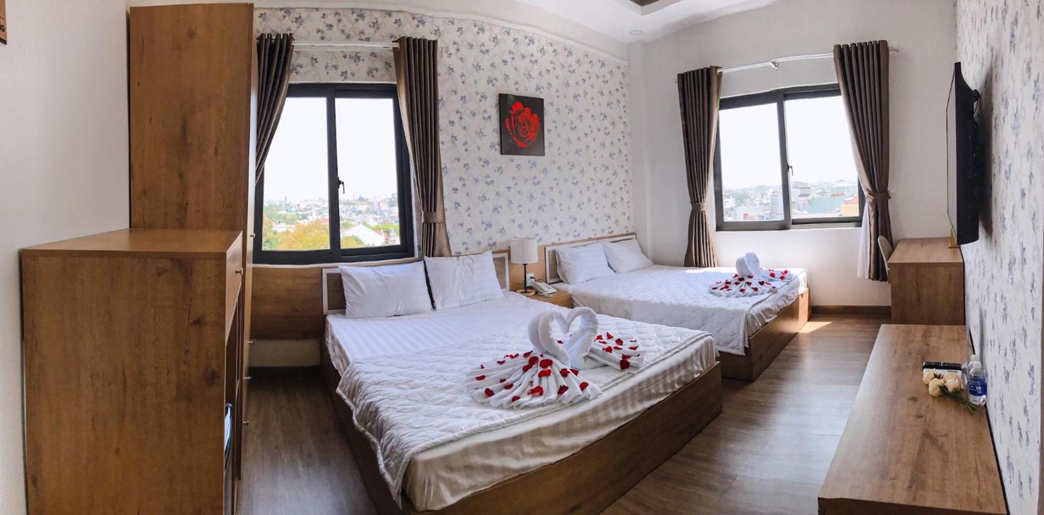 Double Room with Two Double Beds photo 1