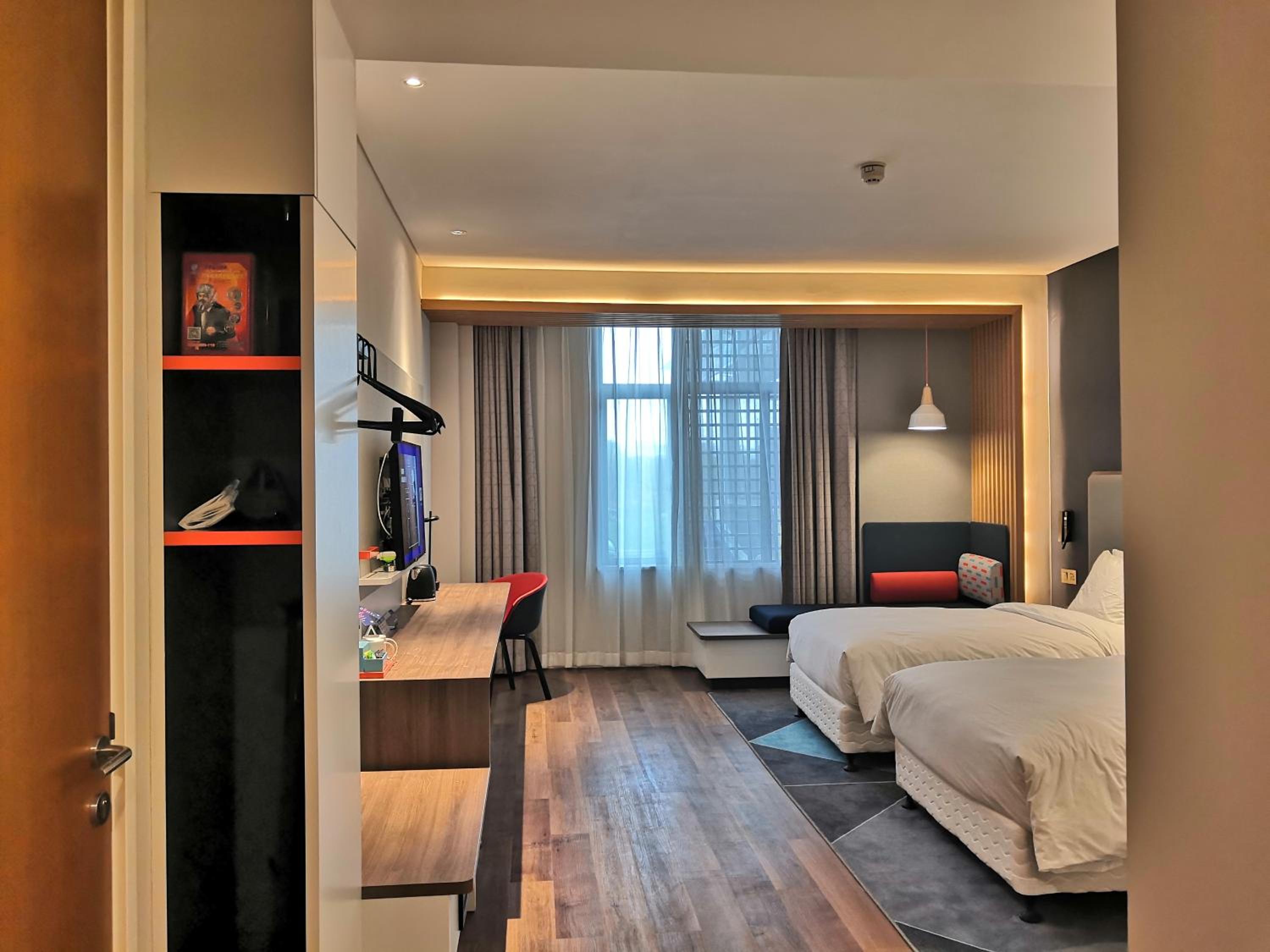Standard Twin Room - Accessible - Photo 5