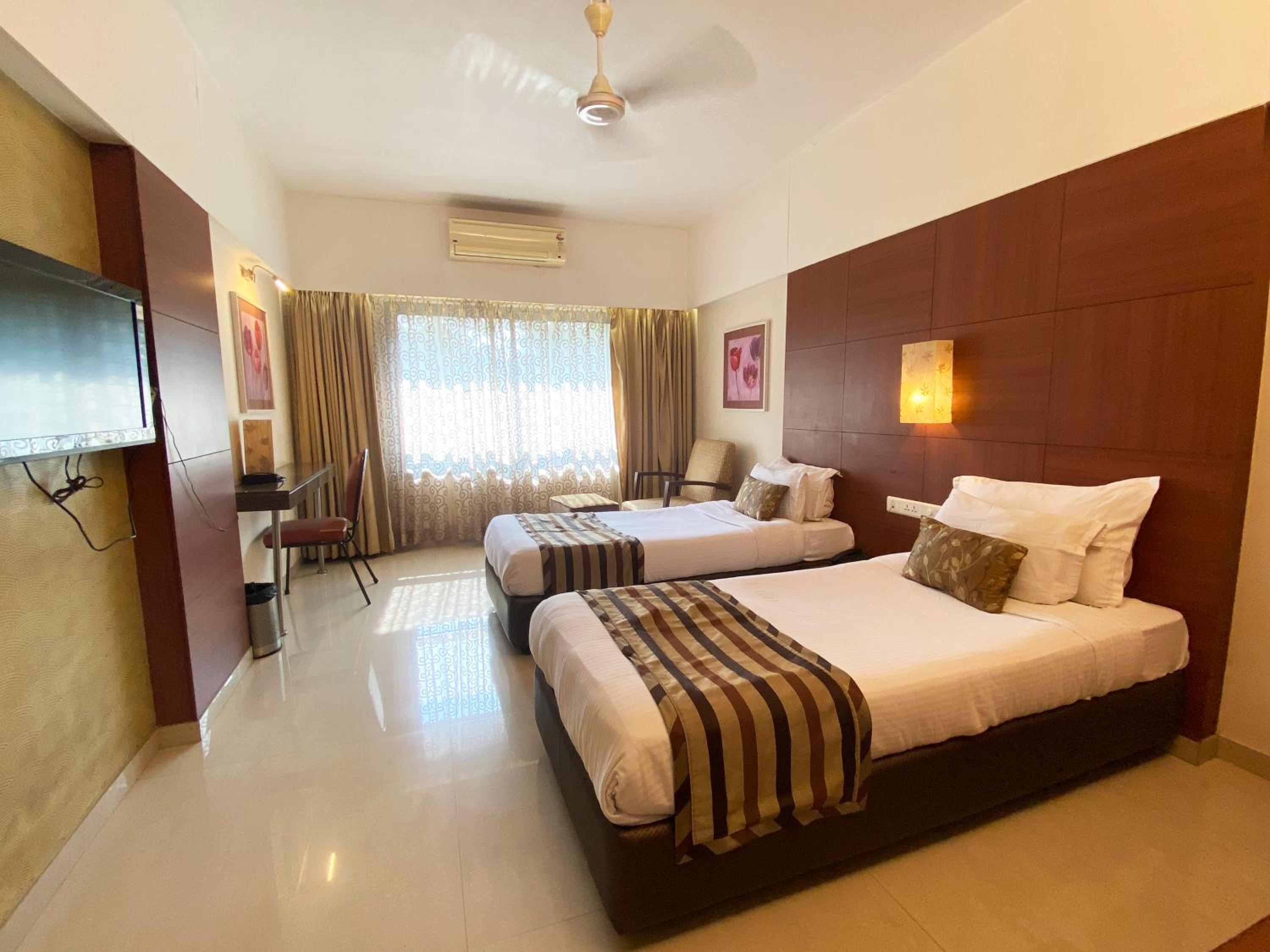 Deluxe Twin Room - Photo 5