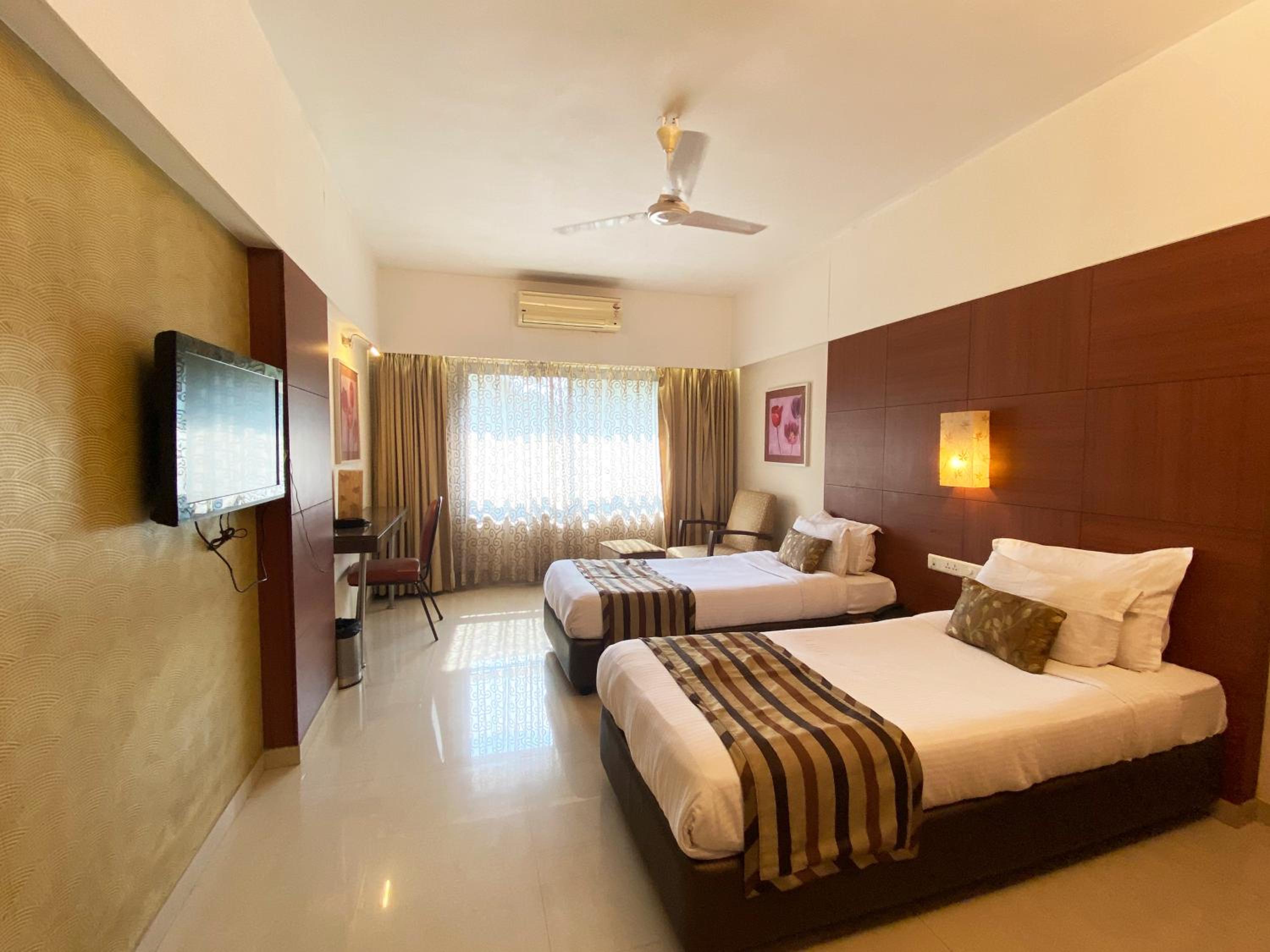 Deluxe Twin Room - Photo 1