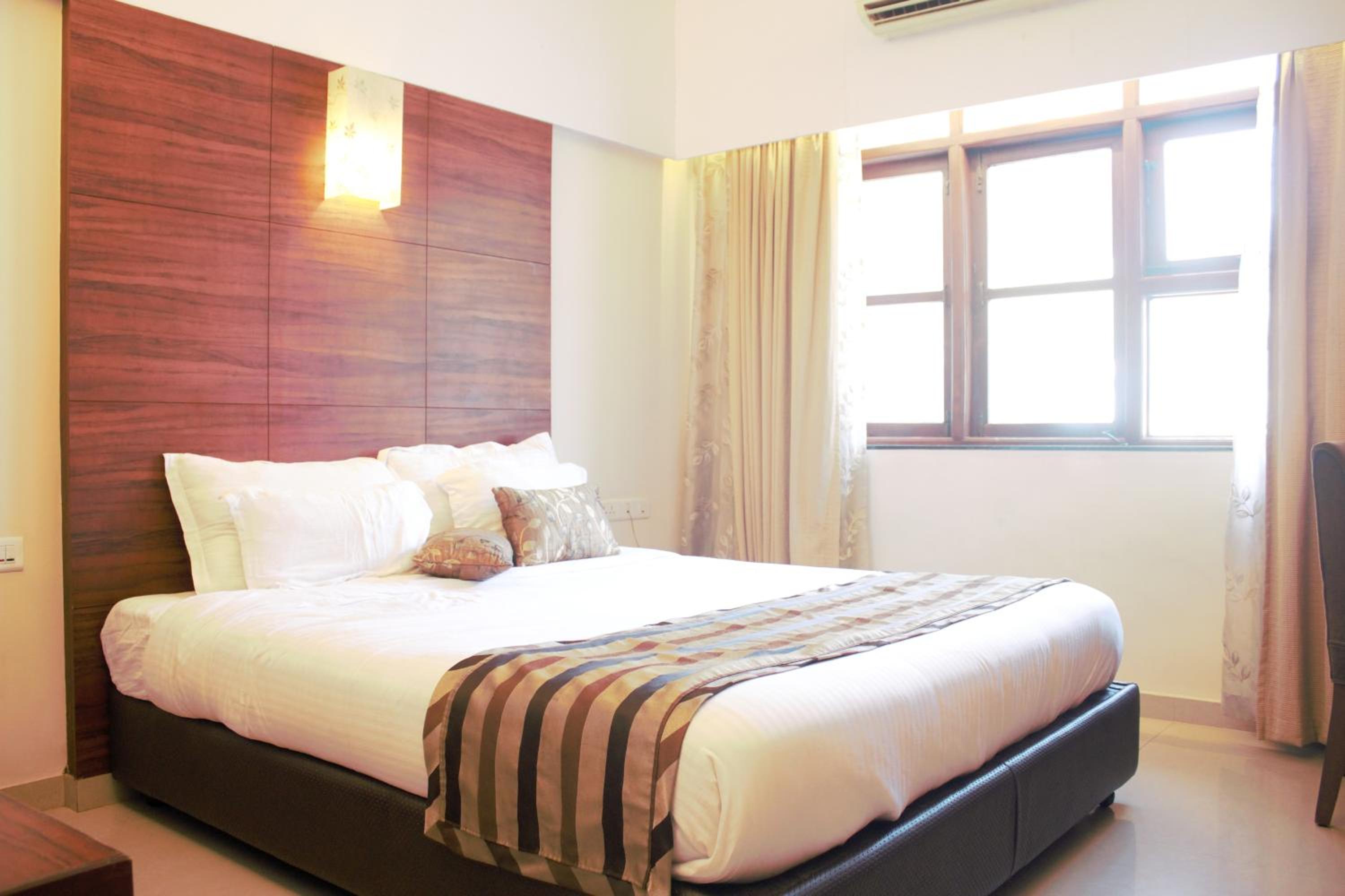 Deluxe Double Room - Photo 4