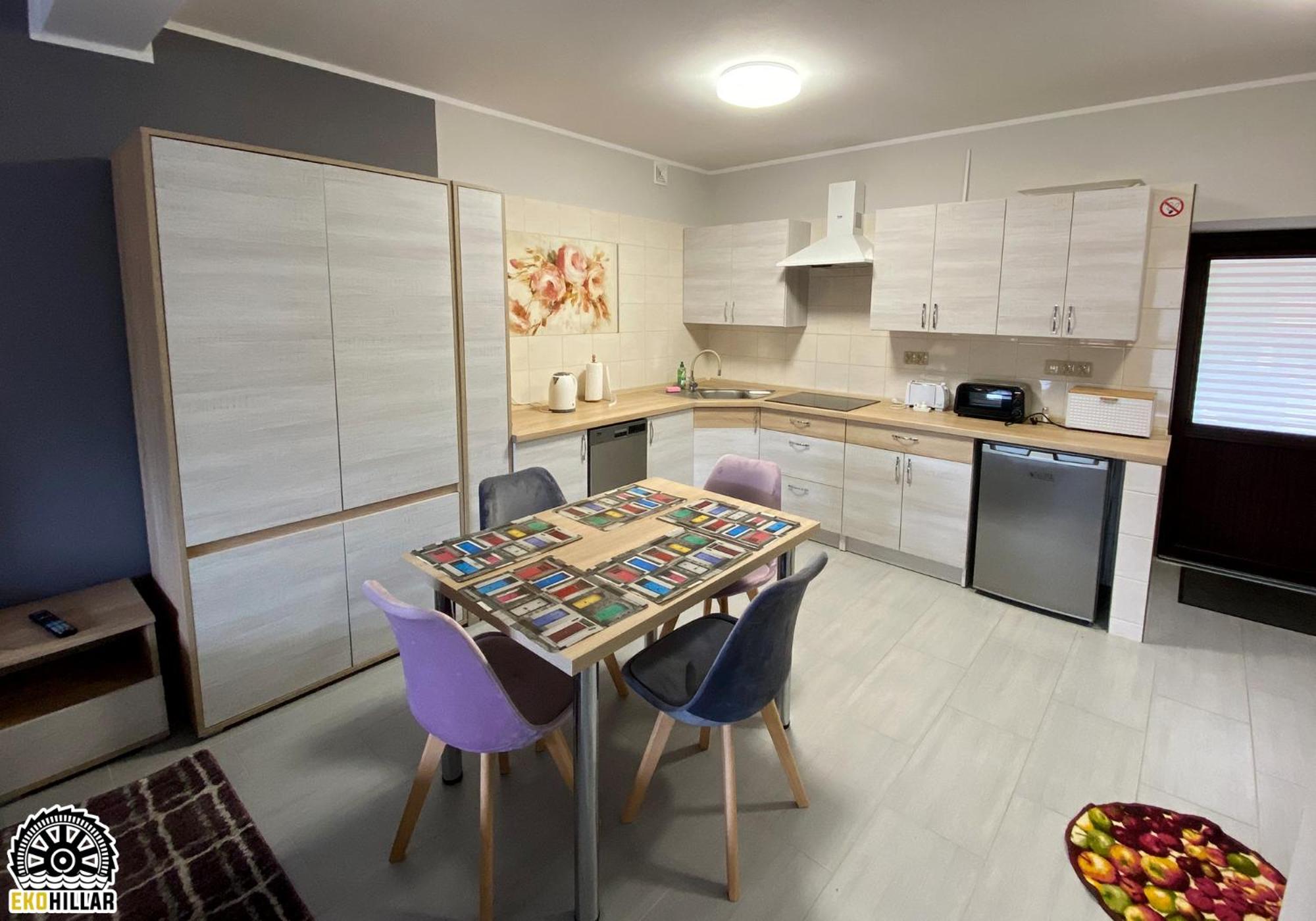 Apartment with Terrace photo 2