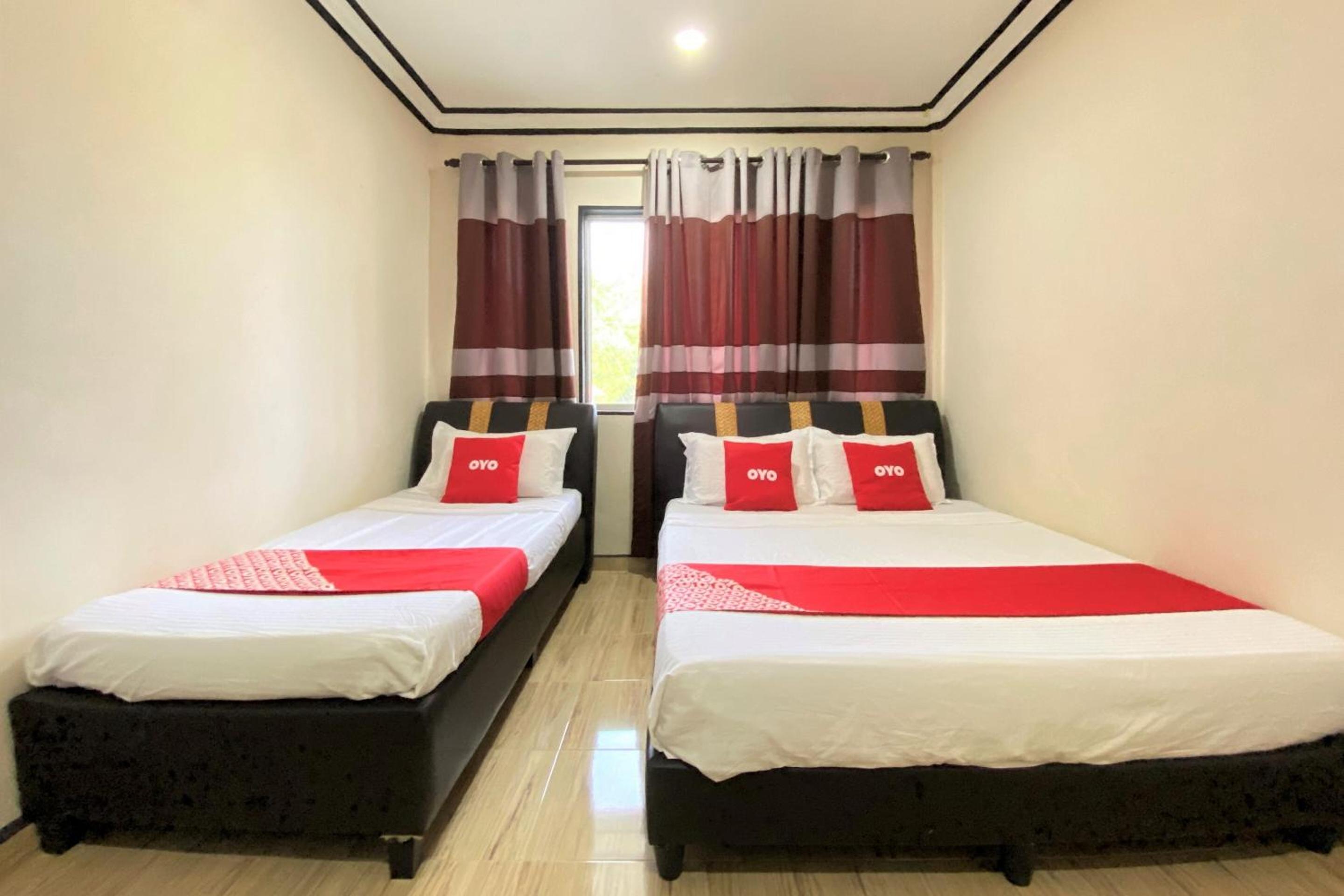 Deluxe Triple Room - Photo 3