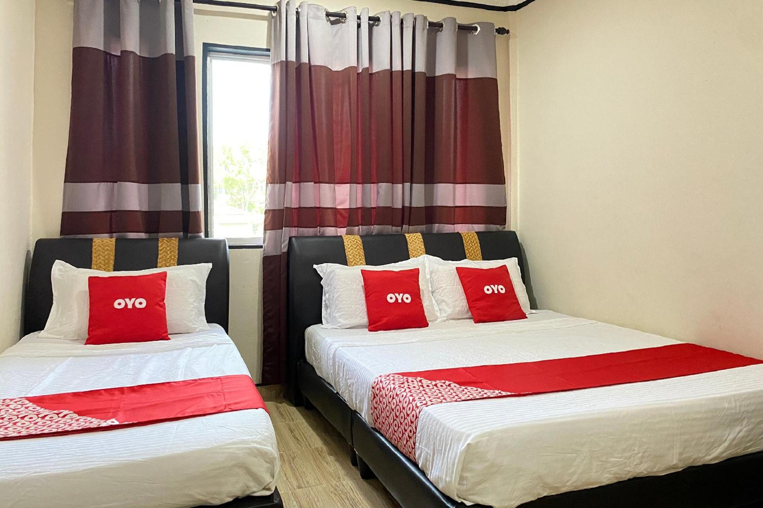 Deluxe Triple Room - Photo 5