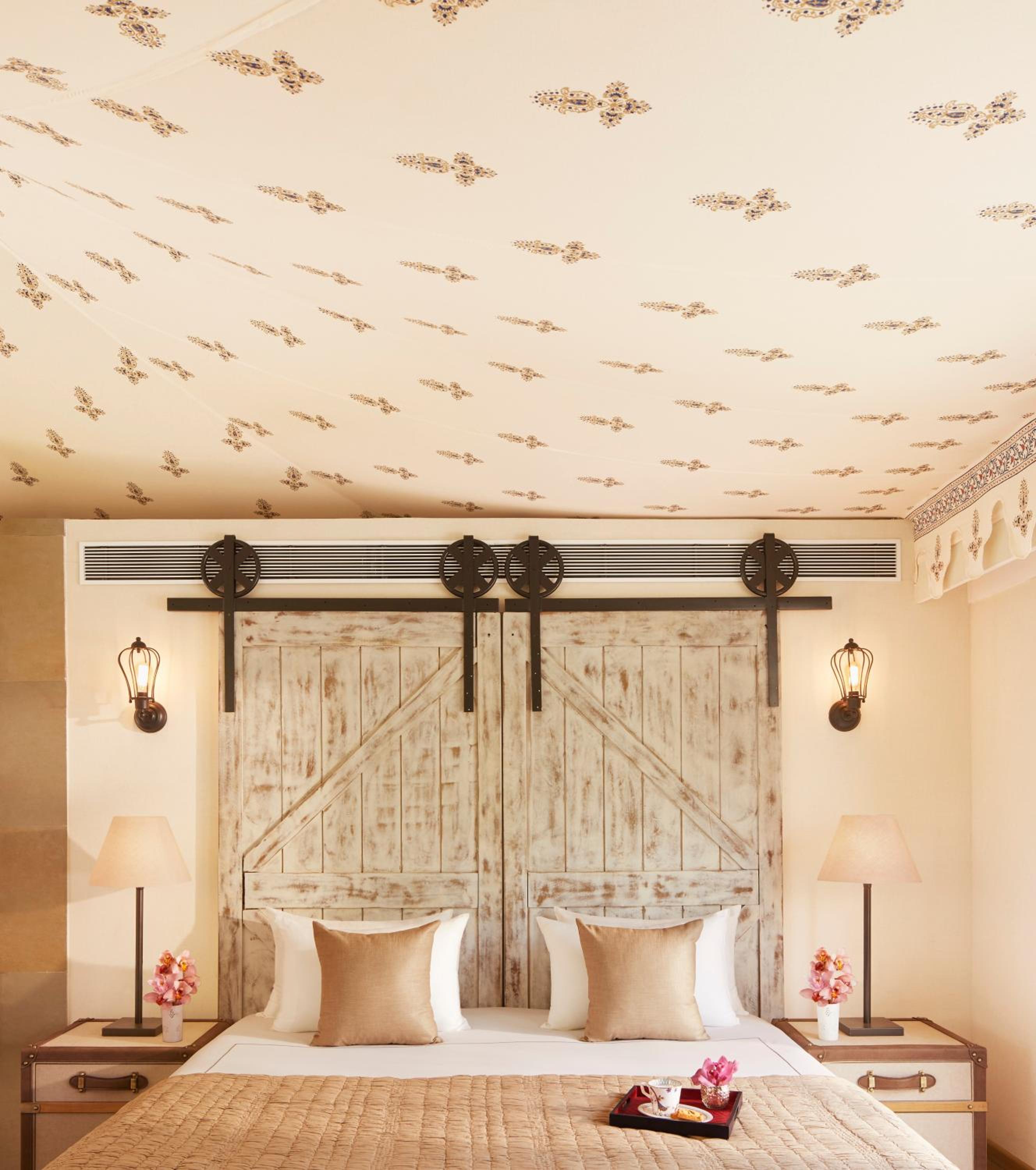 Regal Tent Suite With Panoramic View