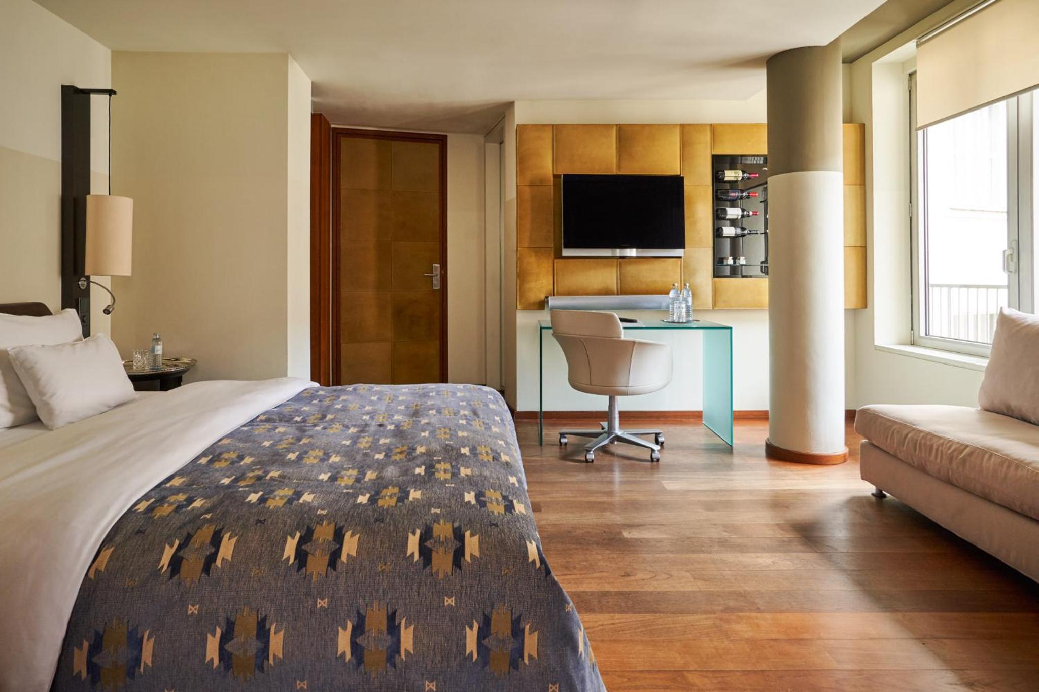 Double Room with Courtyard View