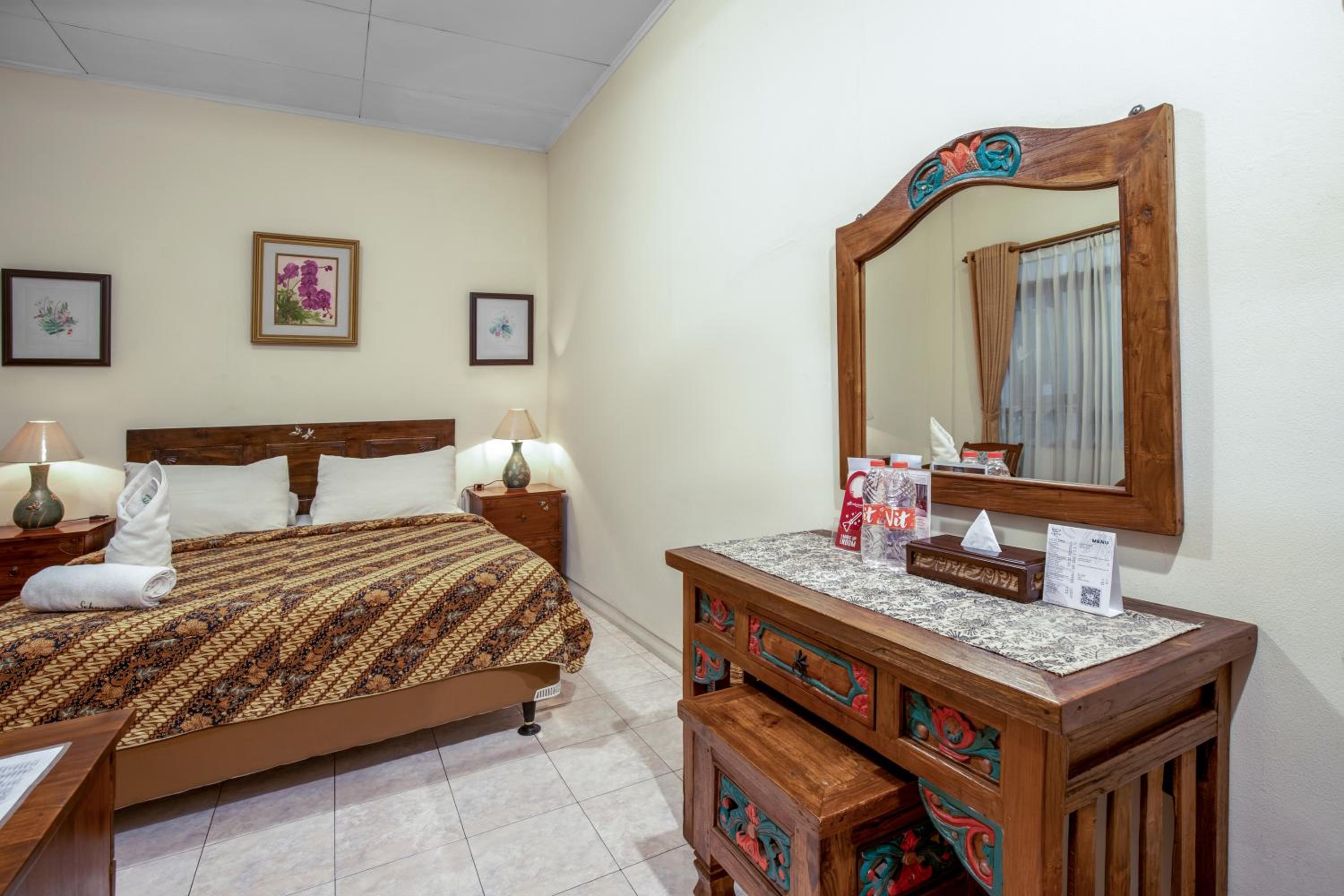 Standard Queen Room - Photo 5