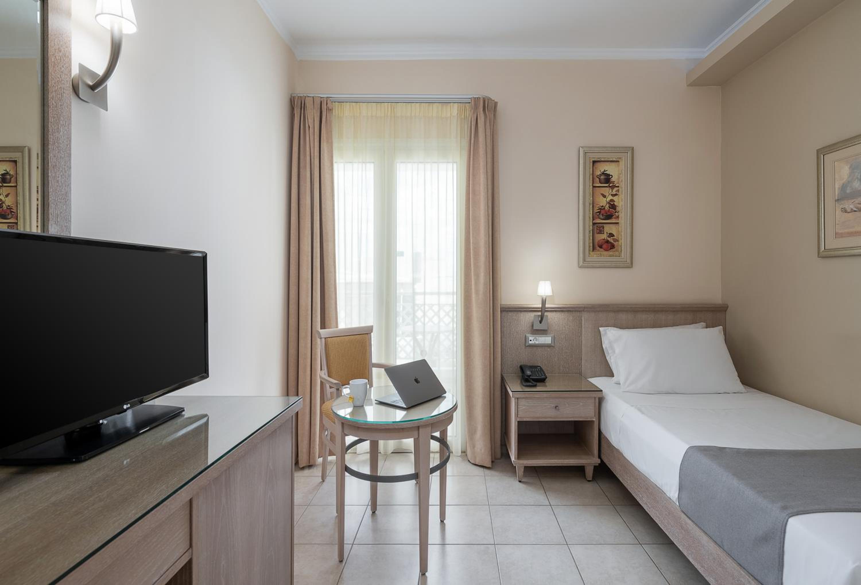 Single Room photo 1