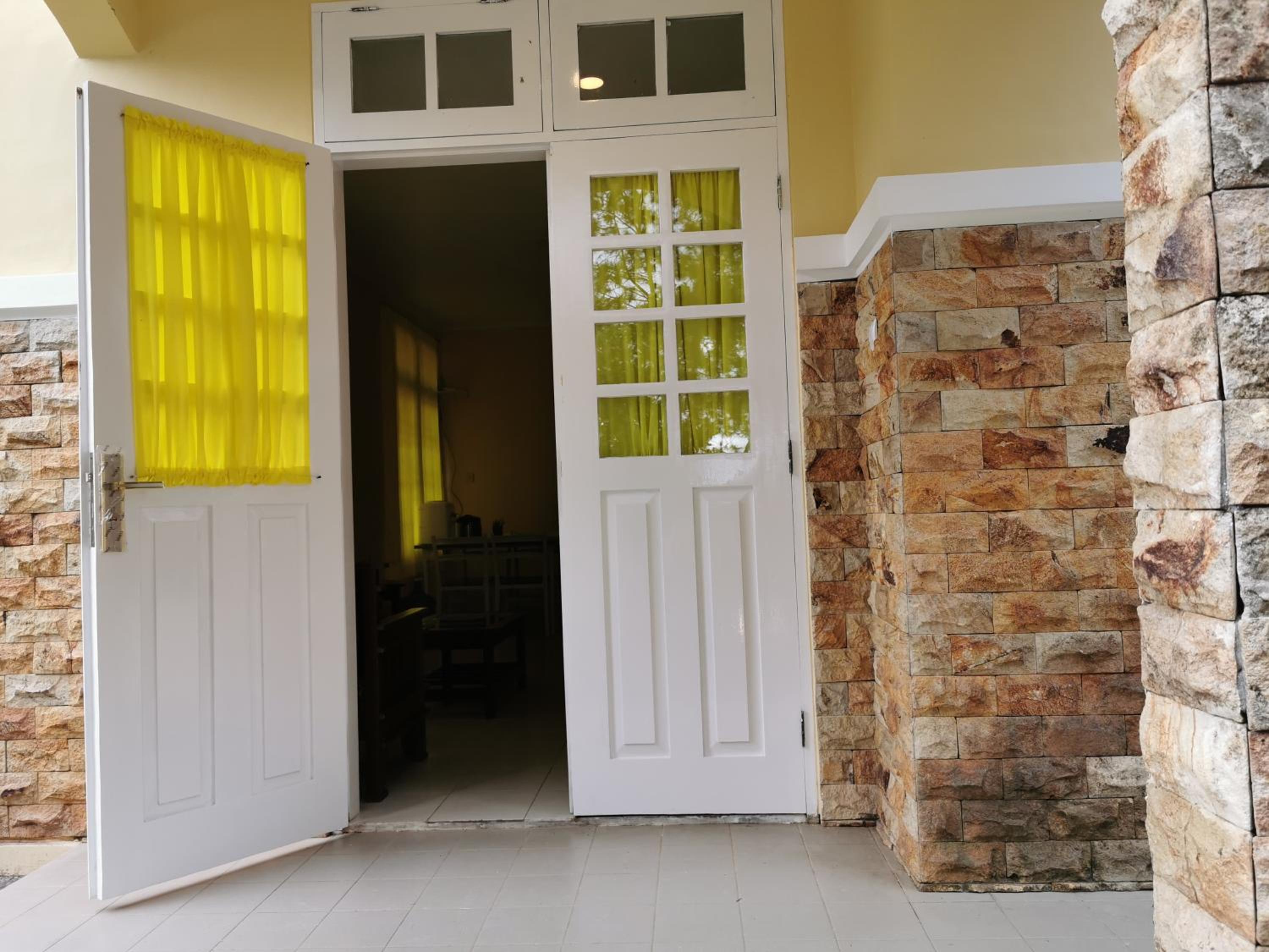 Villa with Garden View - Photo 3