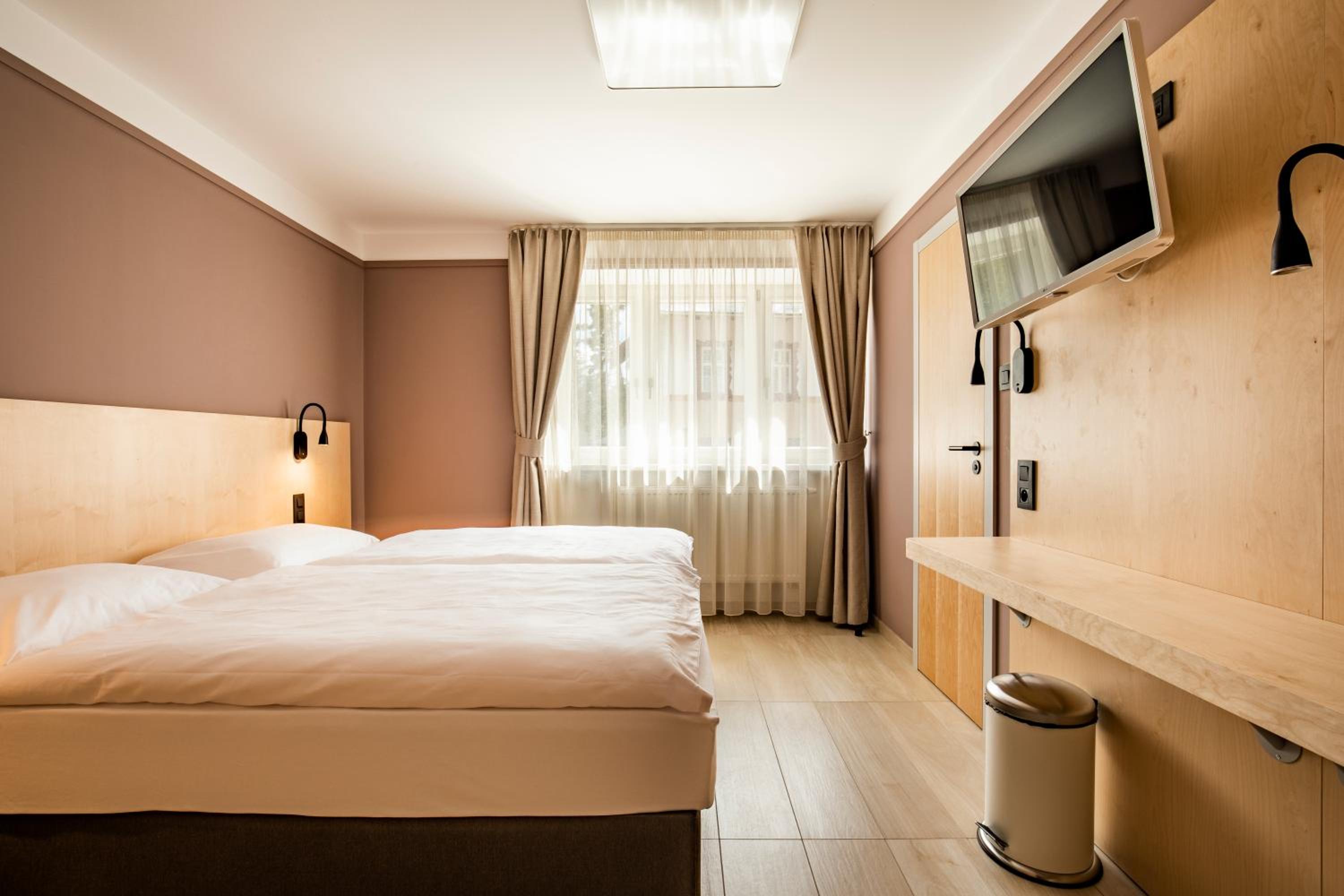 Economy Double Room (New Building) photo 2