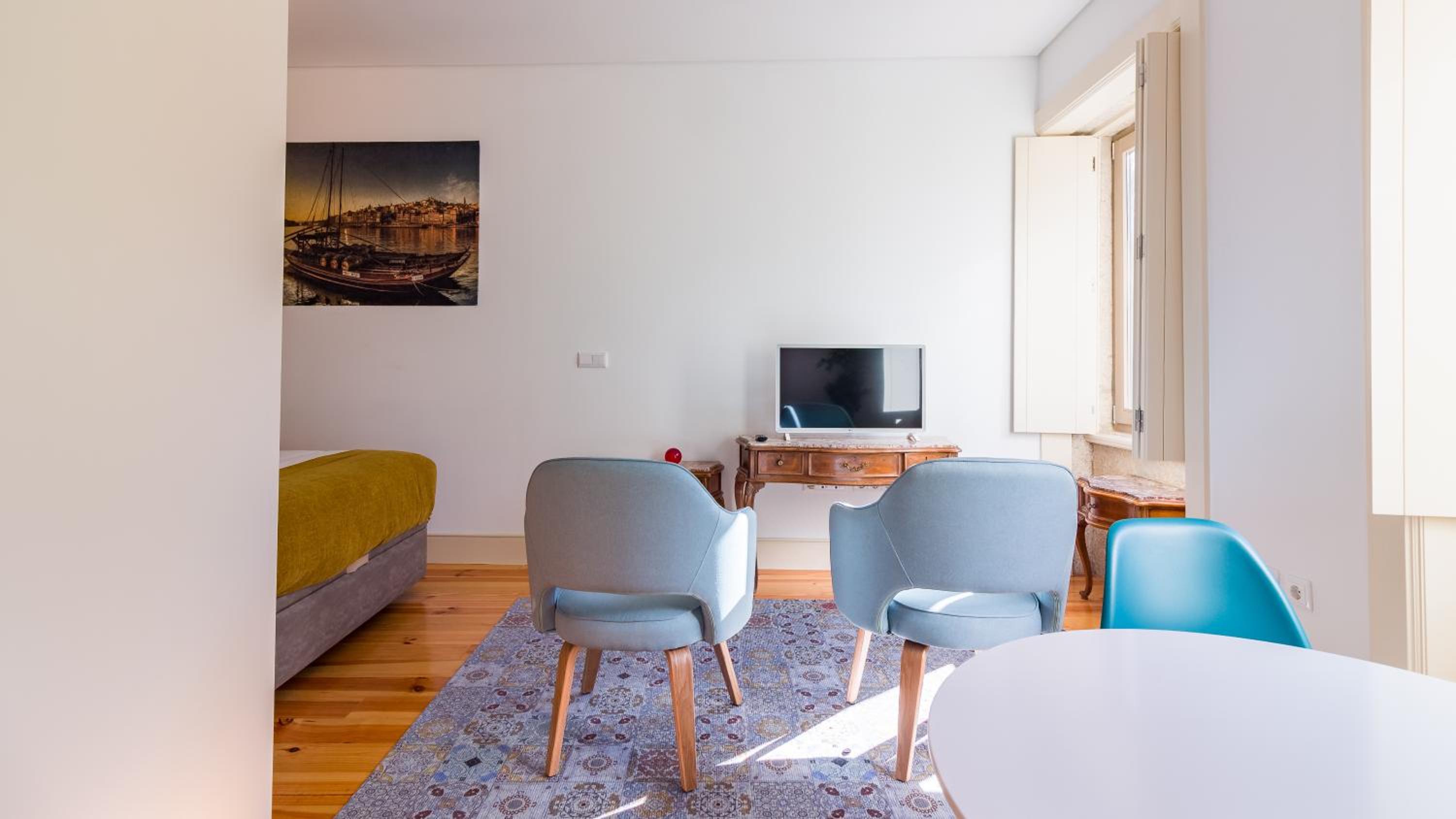 Studio with Garden View