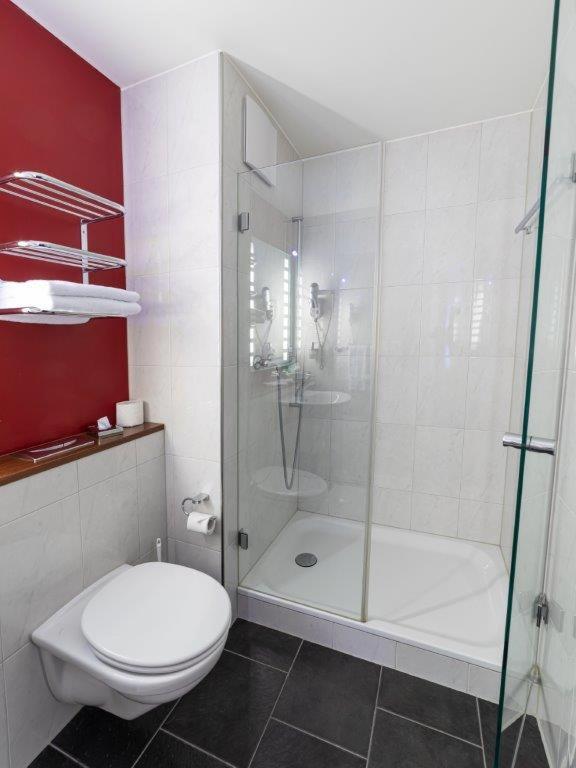 Double or Twin Room with Garden View - Photo 5