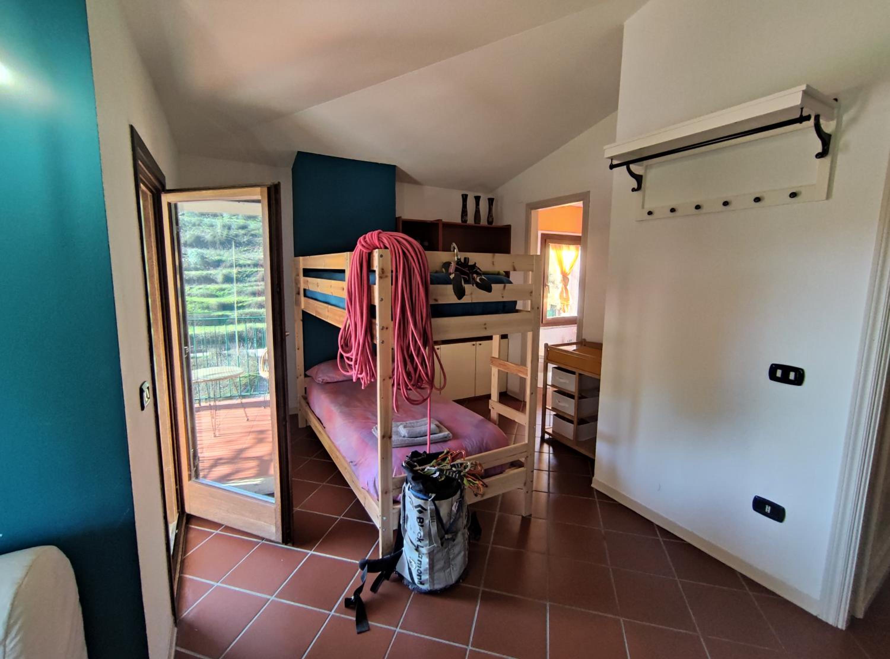 Family Room with Private Bathroom photo 1