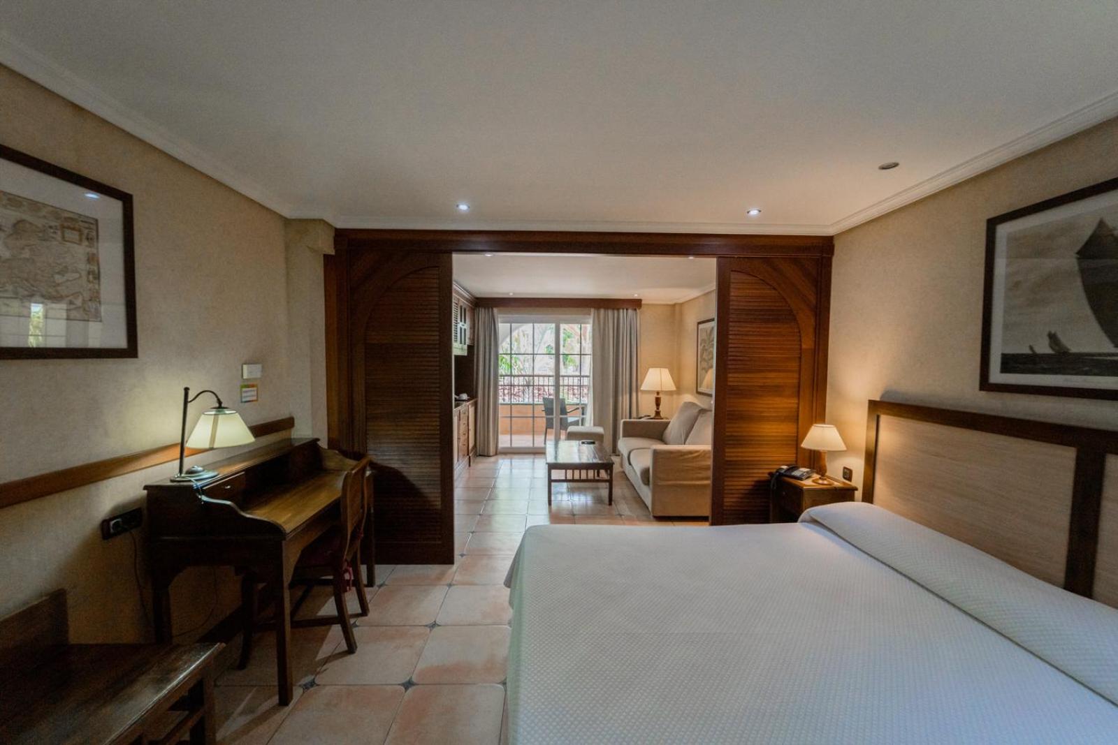 Suite Junior Premium (2 adultos + 1 niño)