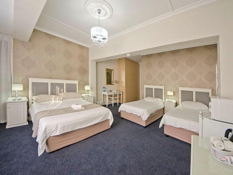 Standard Family Room photo 2