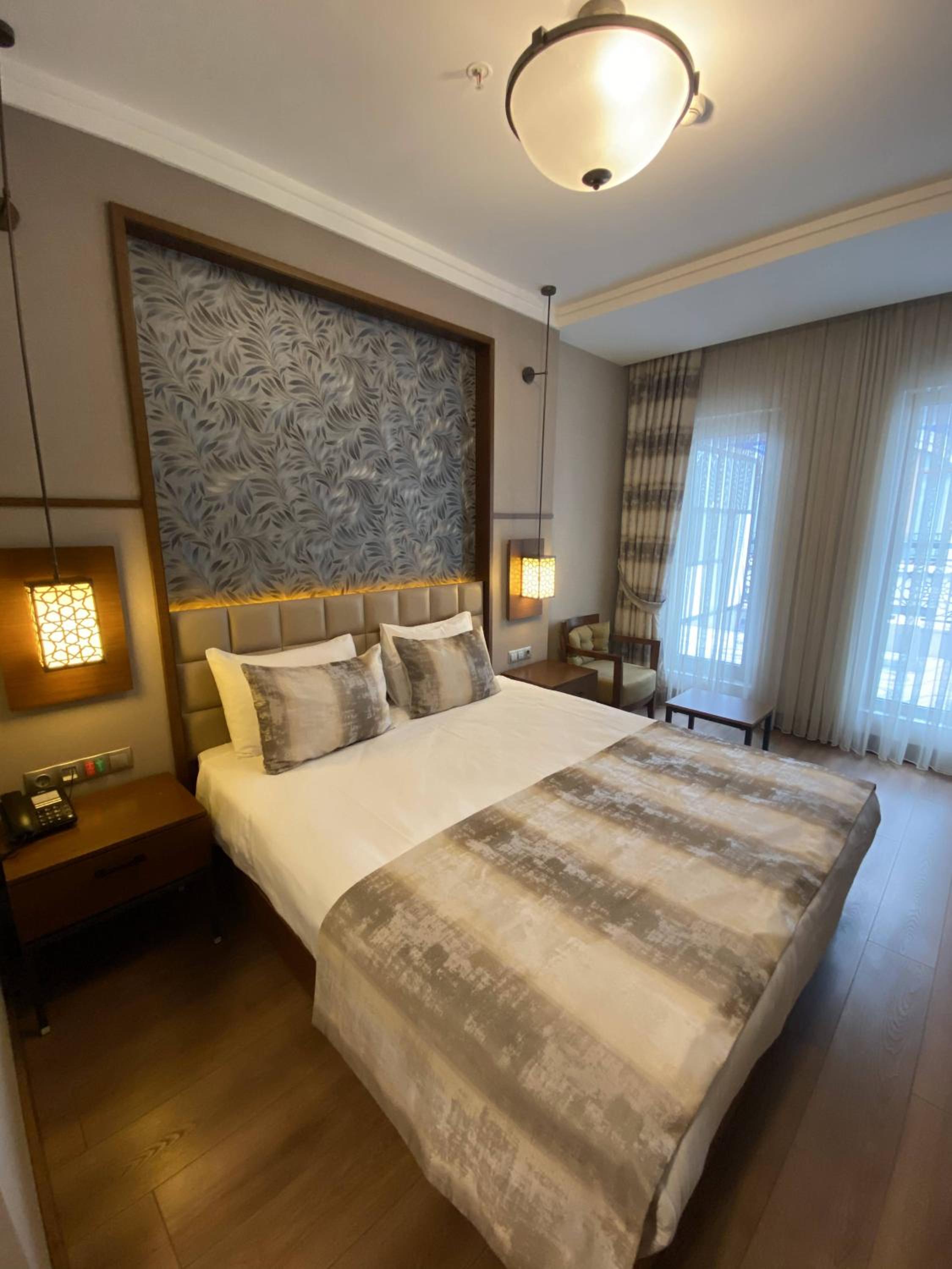 Double Room with Balcony photo 2