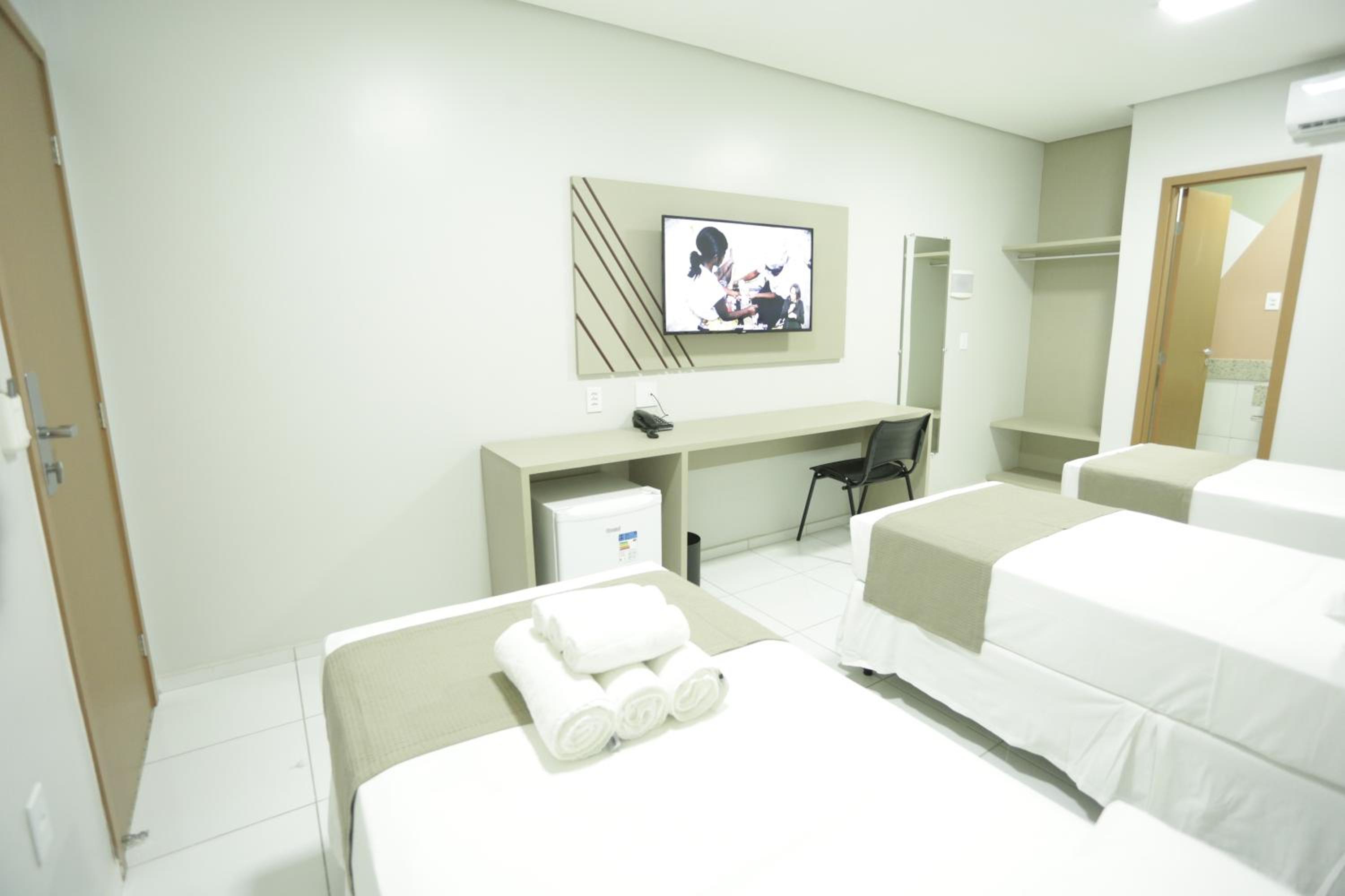 Standard Triple Room photo 2