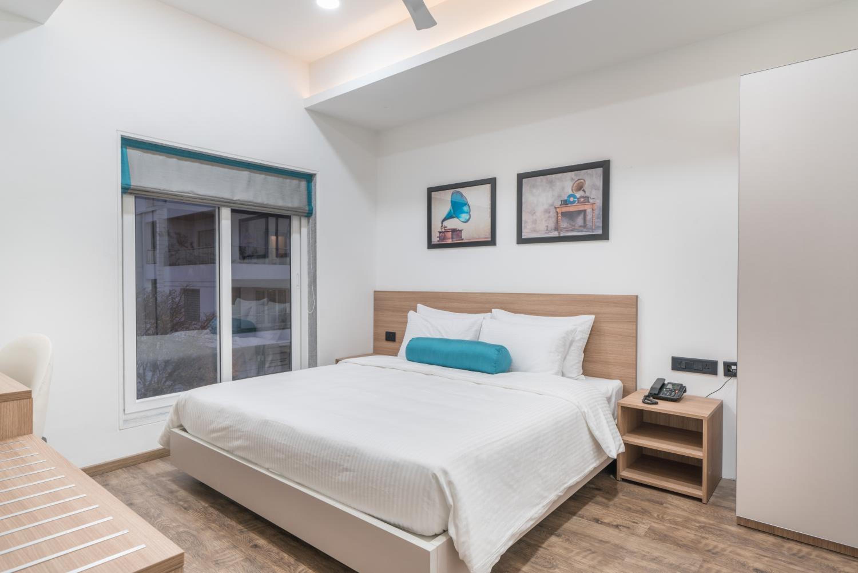 One-Bedroom Suite - Photo 1