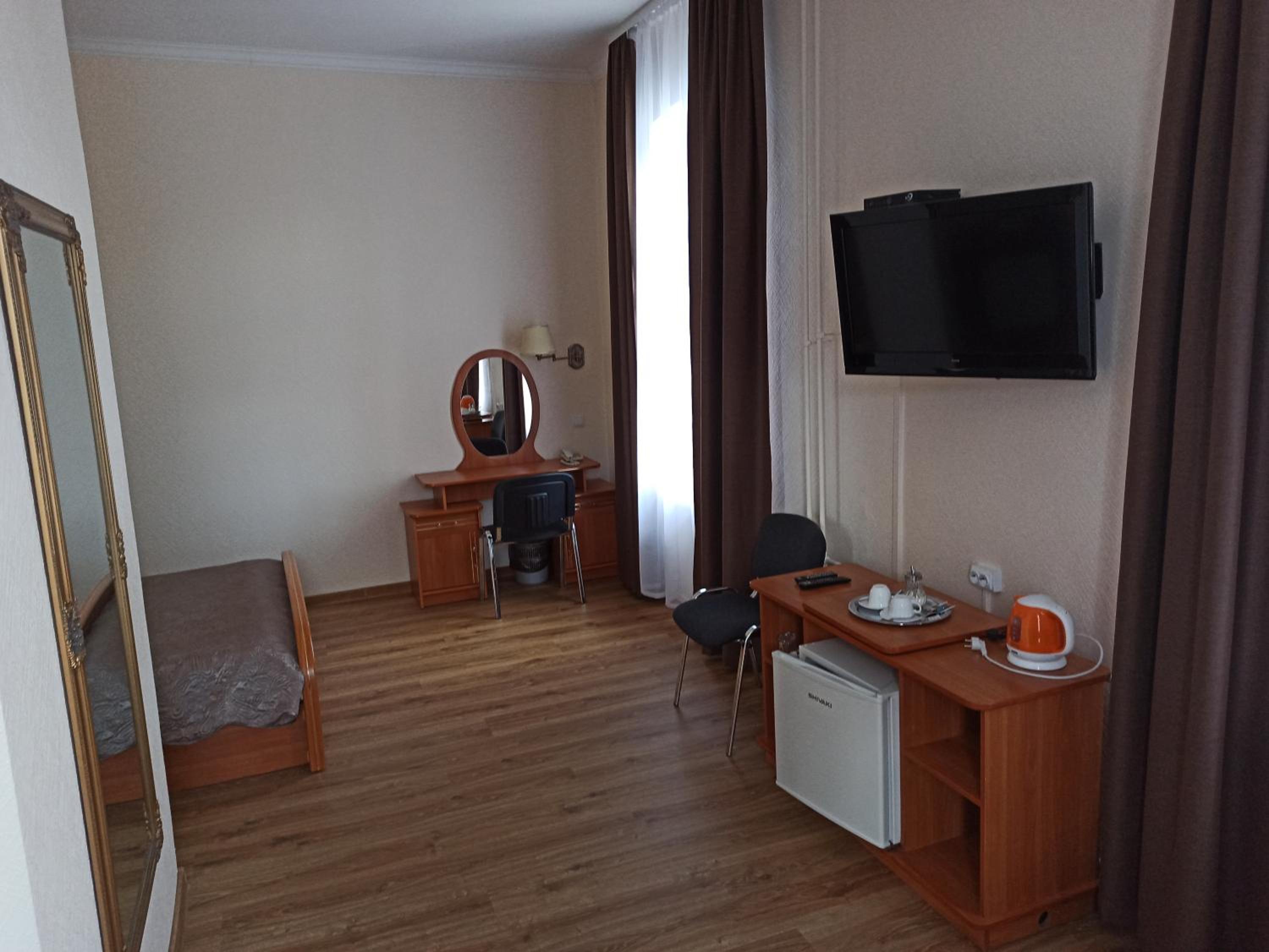 Suite - Photo 3