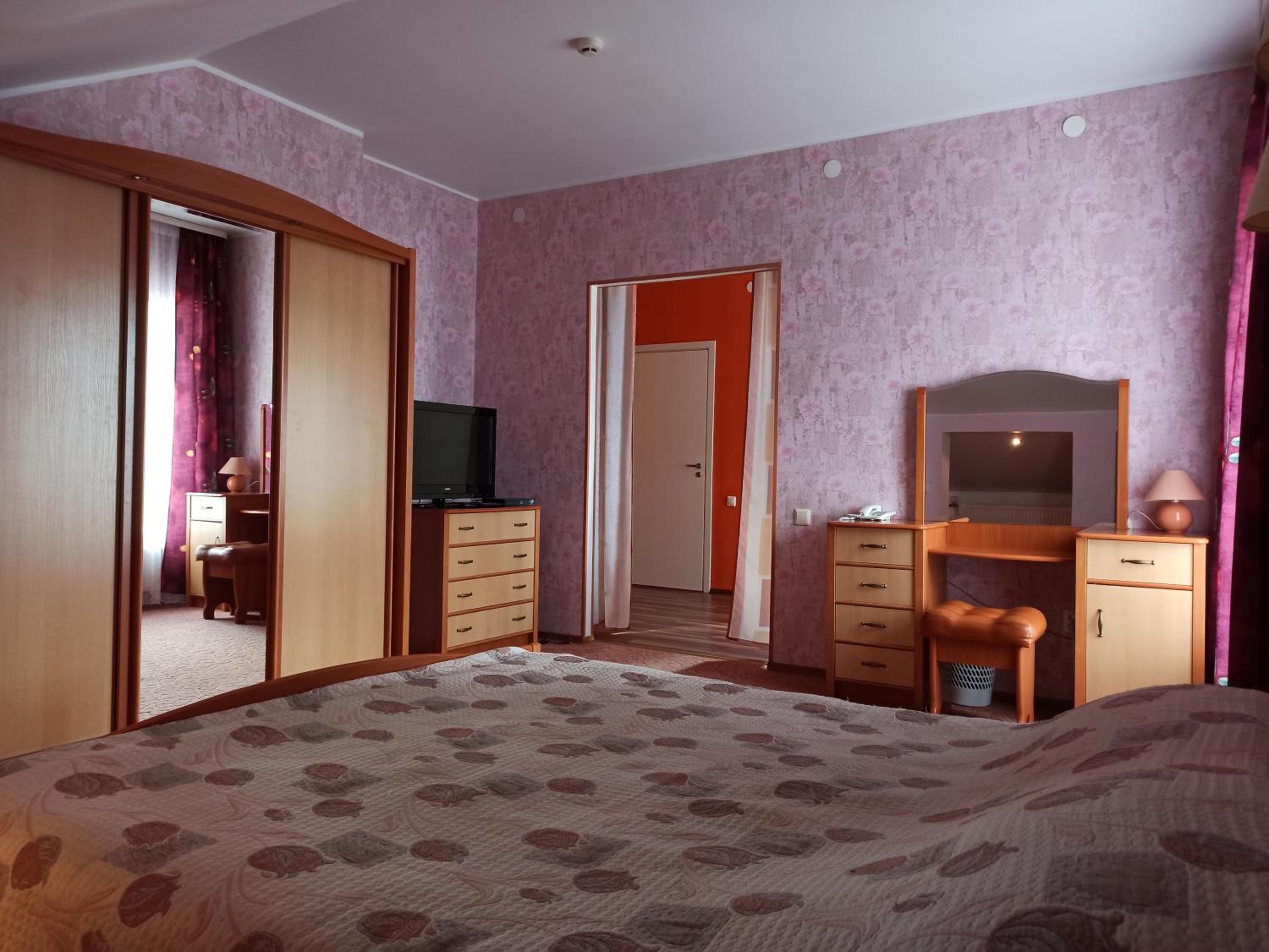 Apartment with Sauna - Photo 6