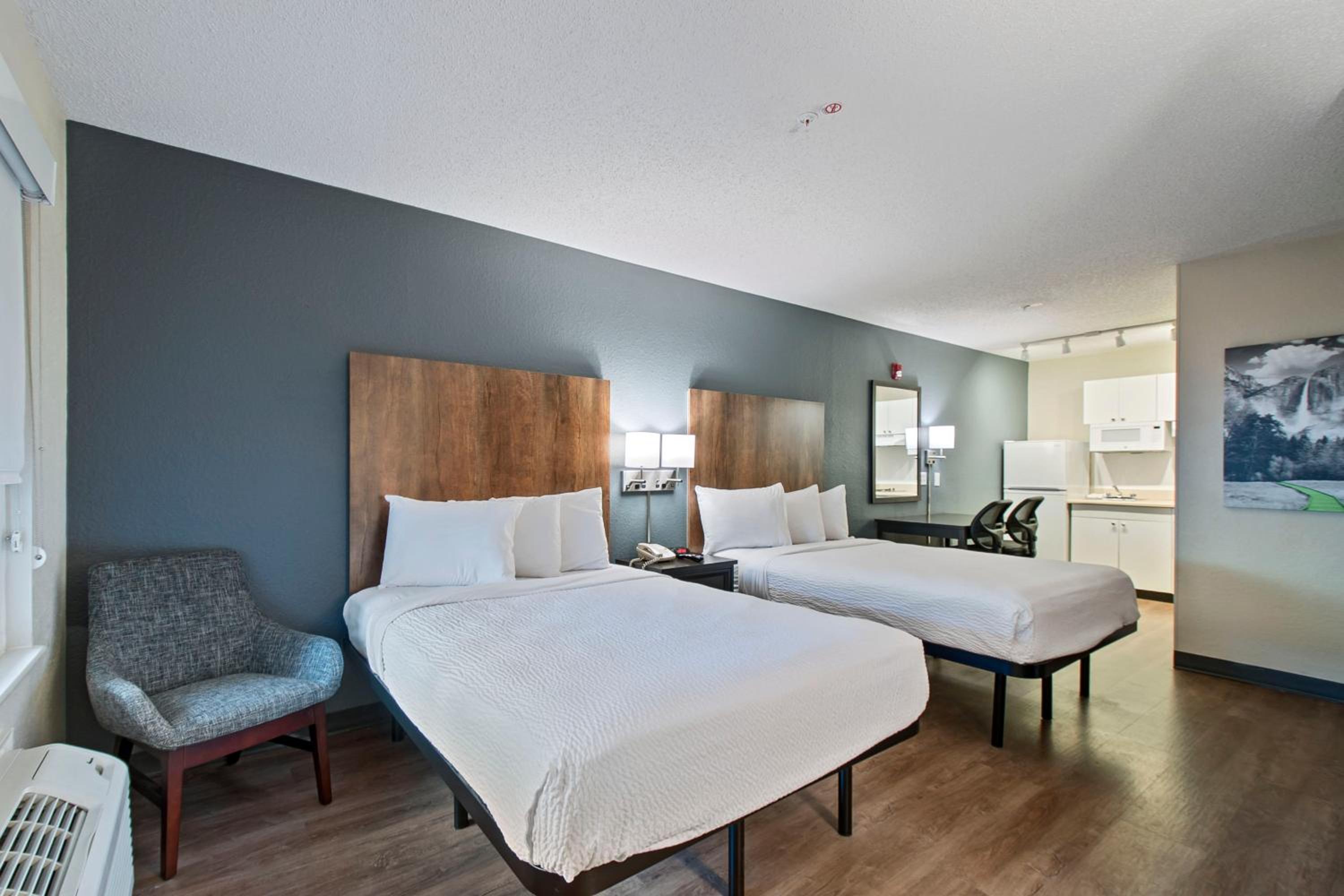 Studio with 2 Double Beds - Hearing Accessible - Non-Smoking - Photo 12