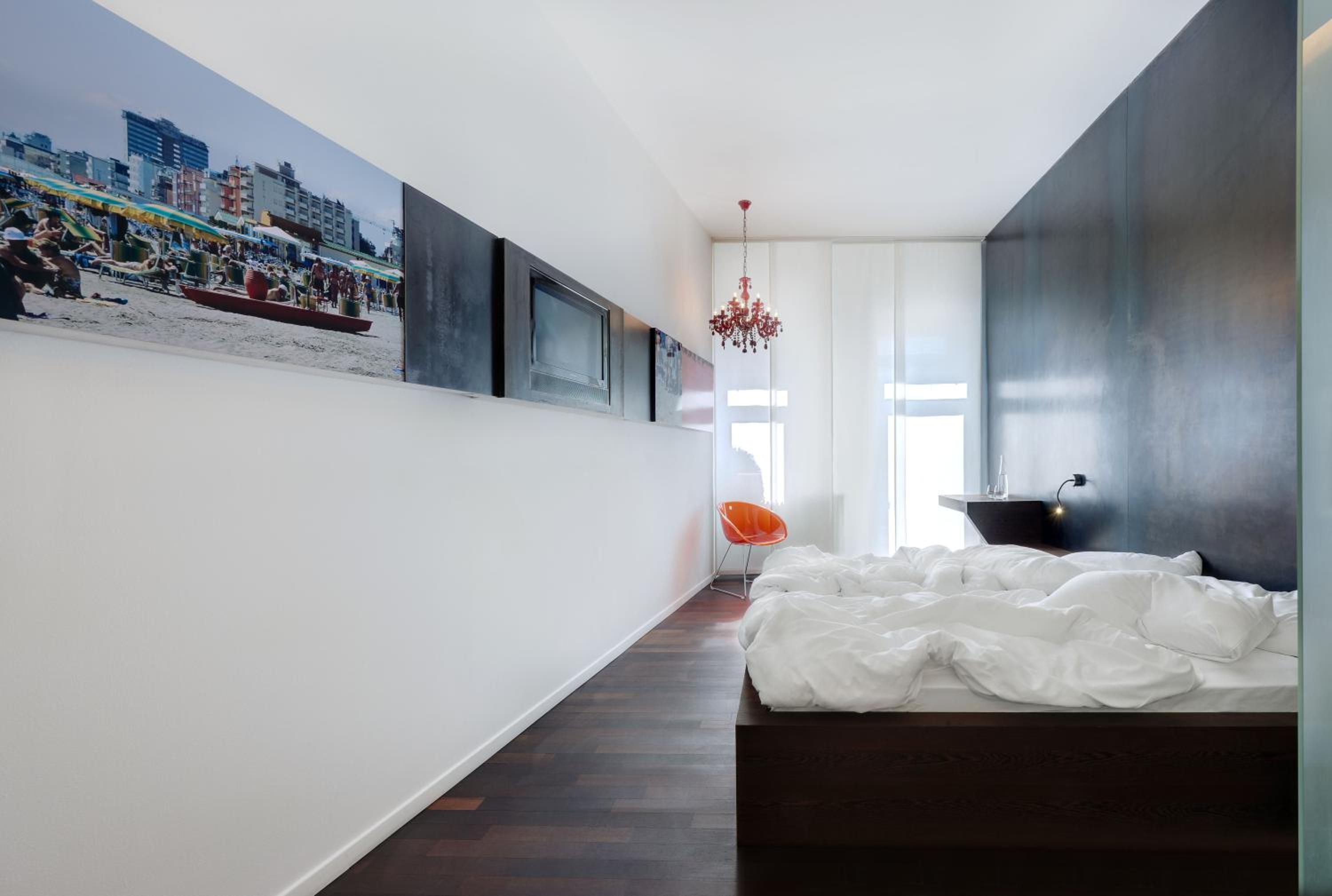 Superior Double Room with Bathtub - Photo 10