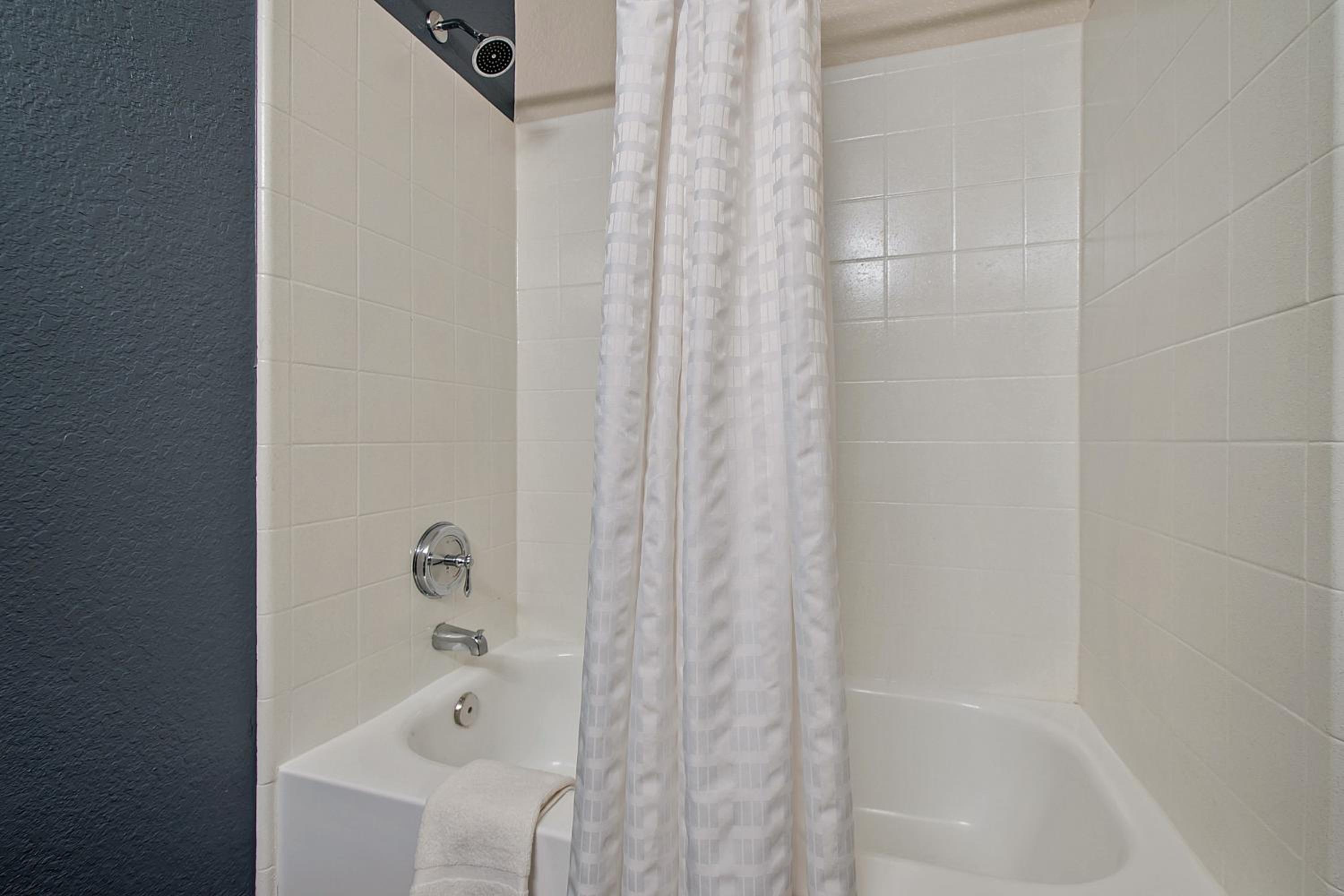 Studio with 2 Double Beds - Non-Smoking - Photo 4