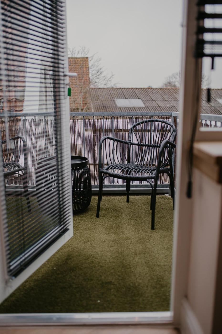 Double Room with Balcony - Photo 7