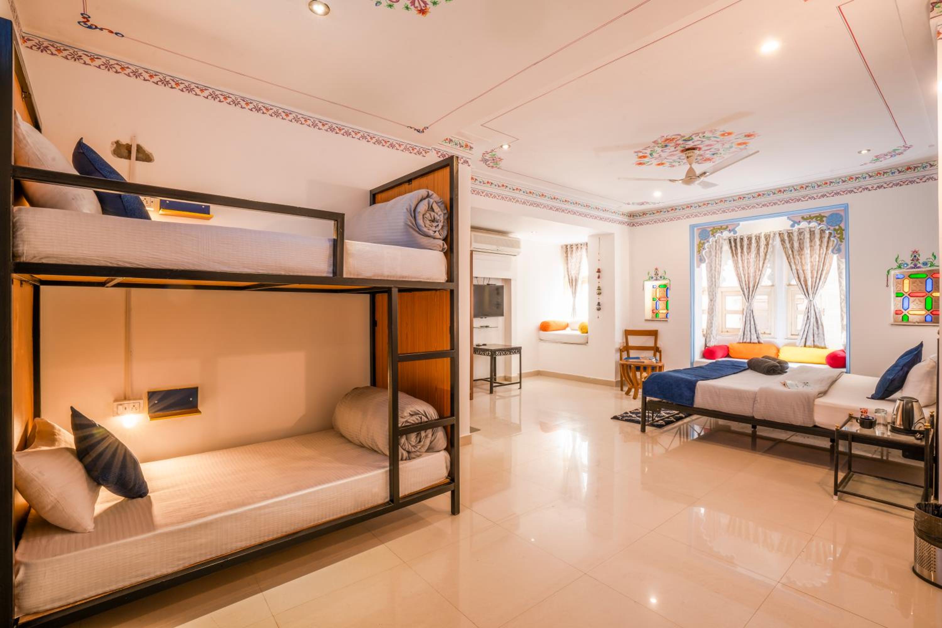 Premium Quadruple Room - Photo 1