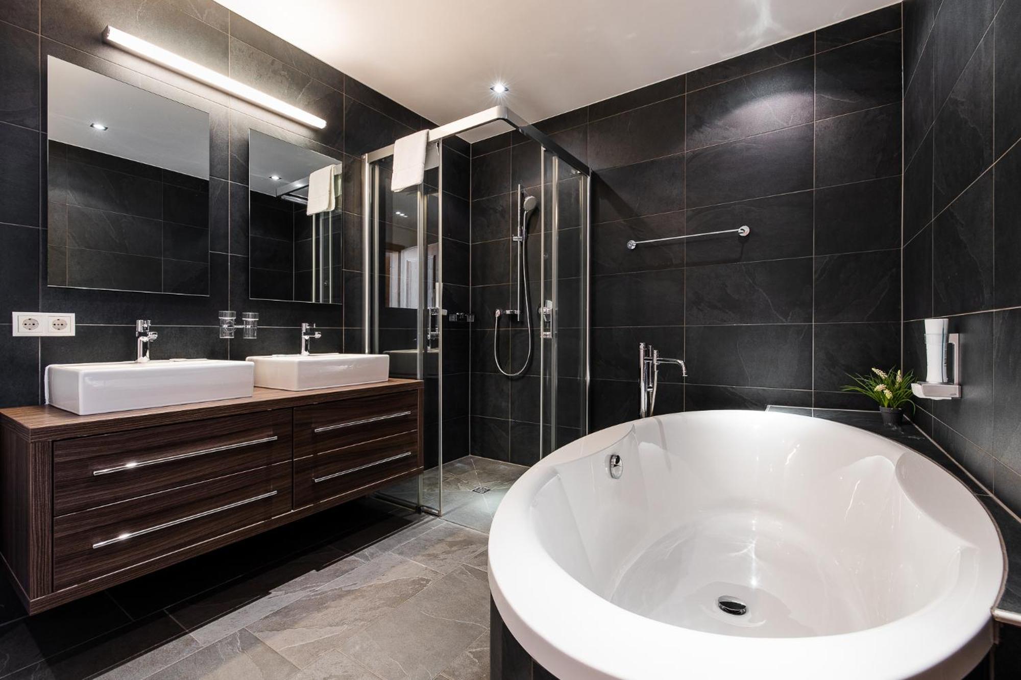 Four-Bedroom Apartment Type 4B  photo 2