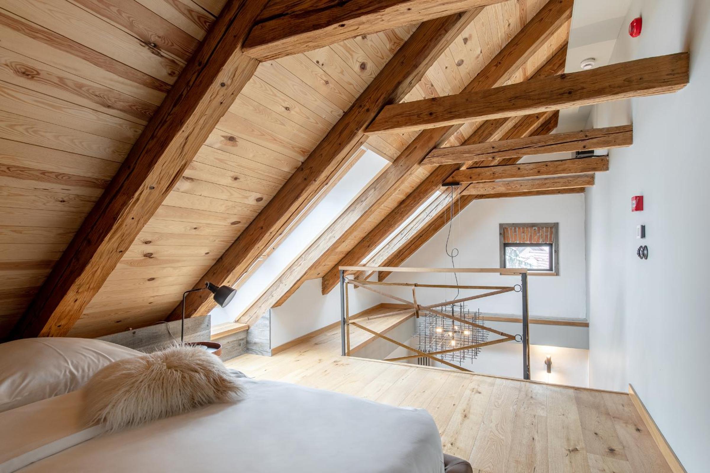 Suite with Garden View