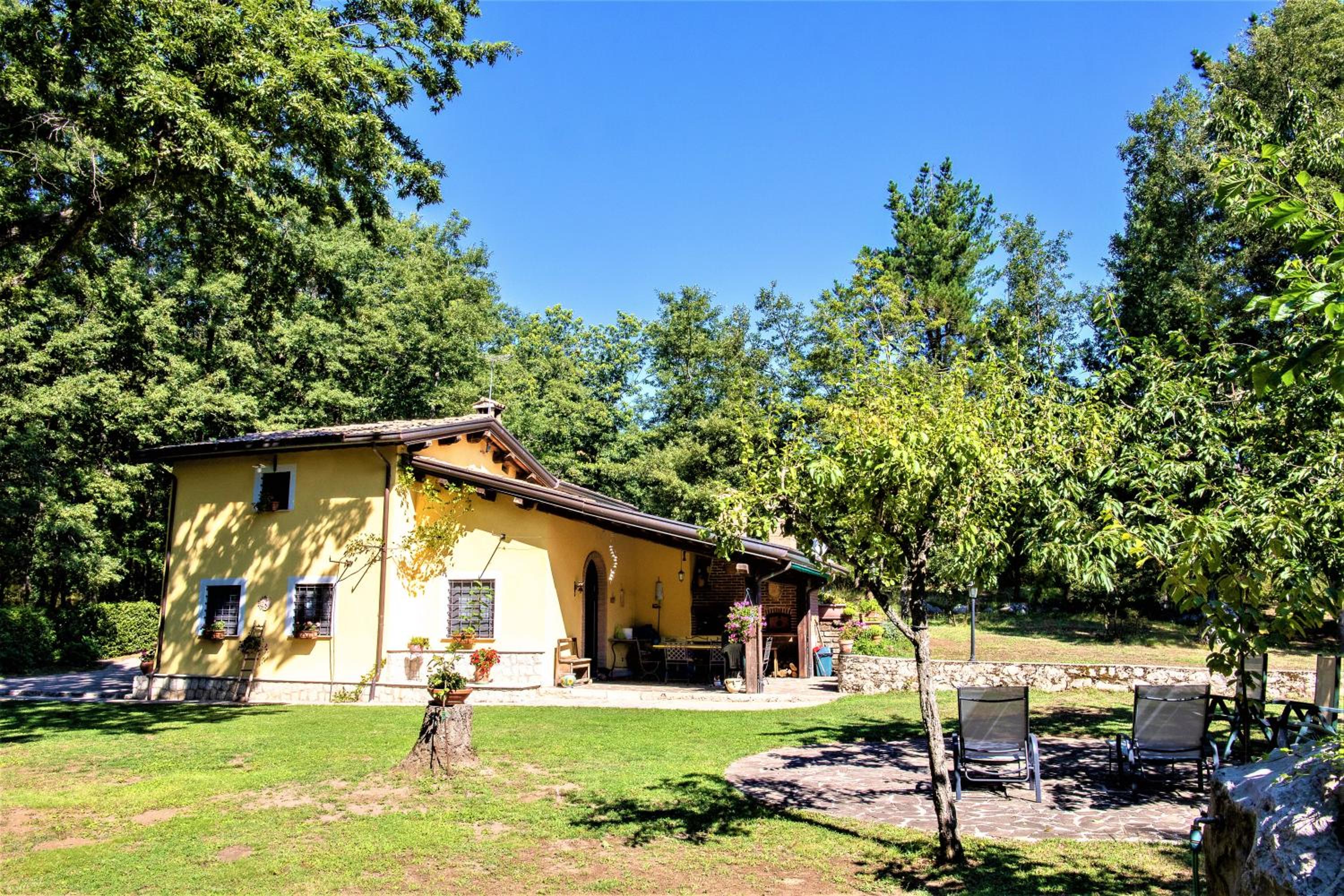 Three-Bedroom Villa photo 2