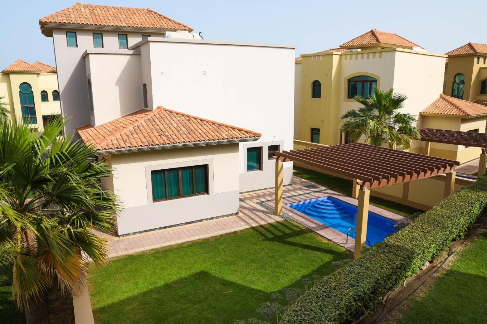 Granada Villa