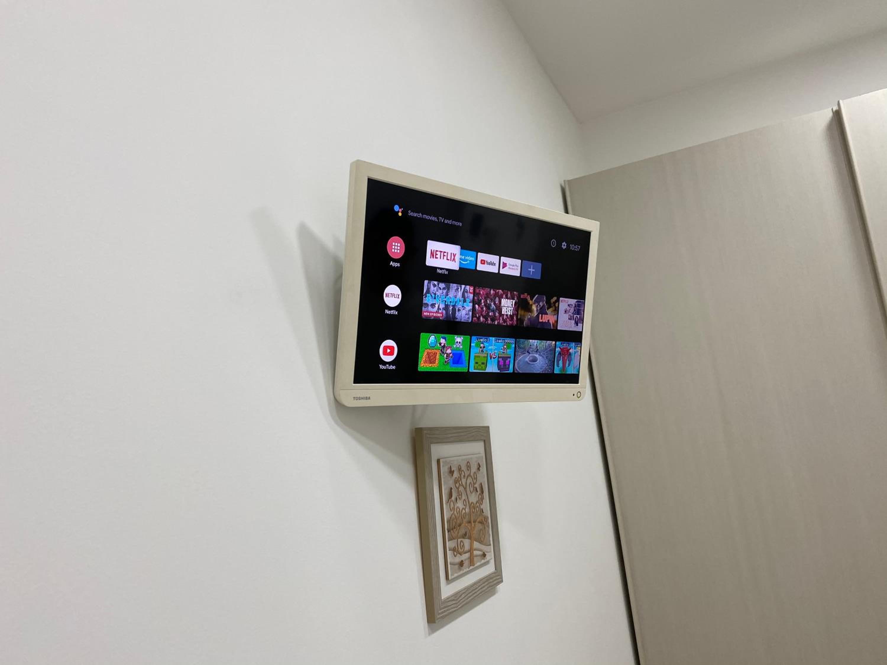 One-Bedroom Apartment - Photo 10
