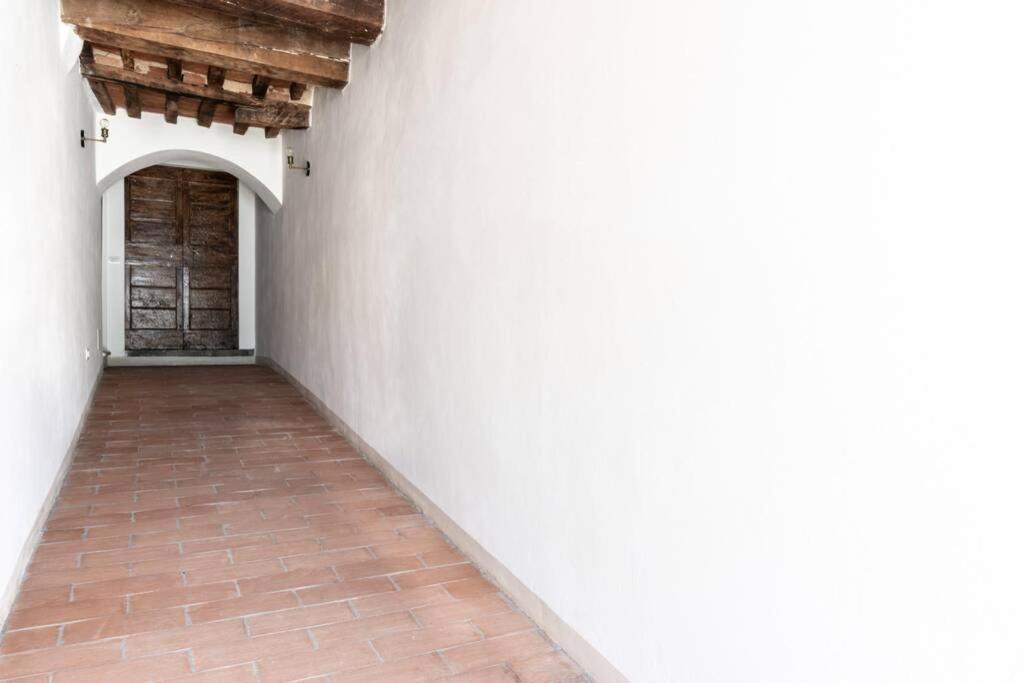 One-Bedroom Apartment - Photo 31